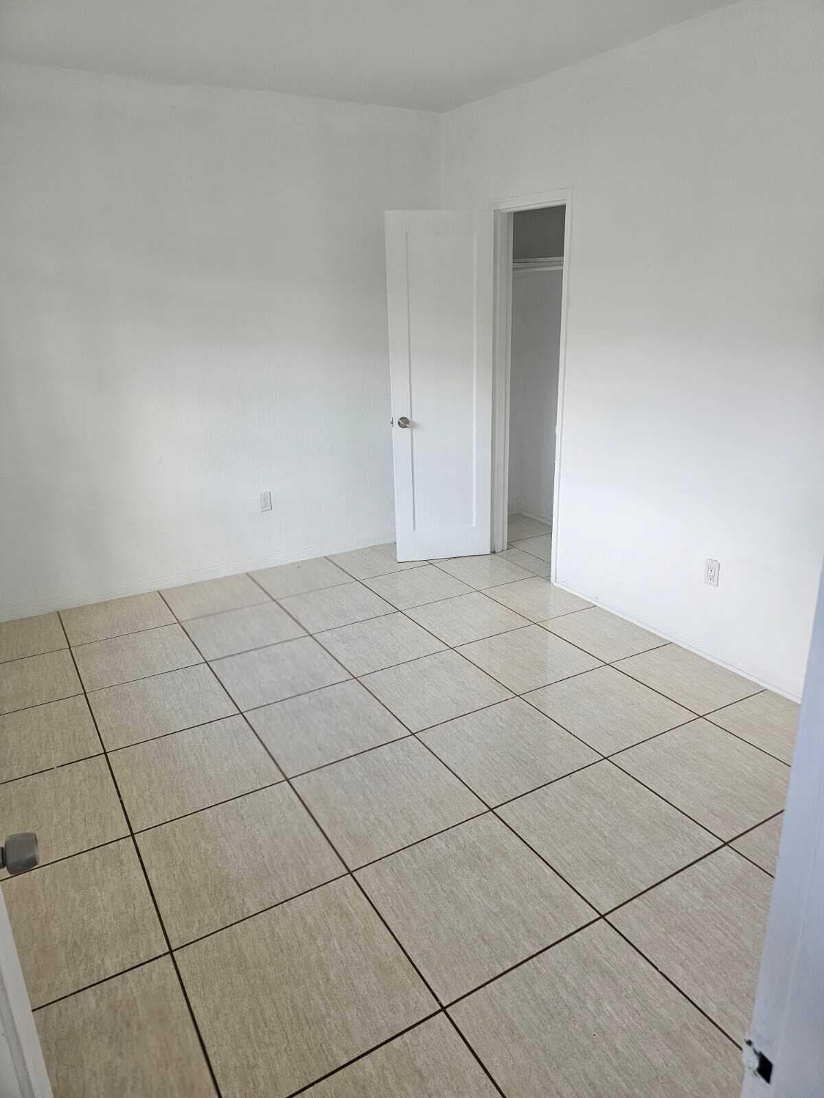 630 84th Street 28, Miami Beach, FL 33141 — photo 5 of 22