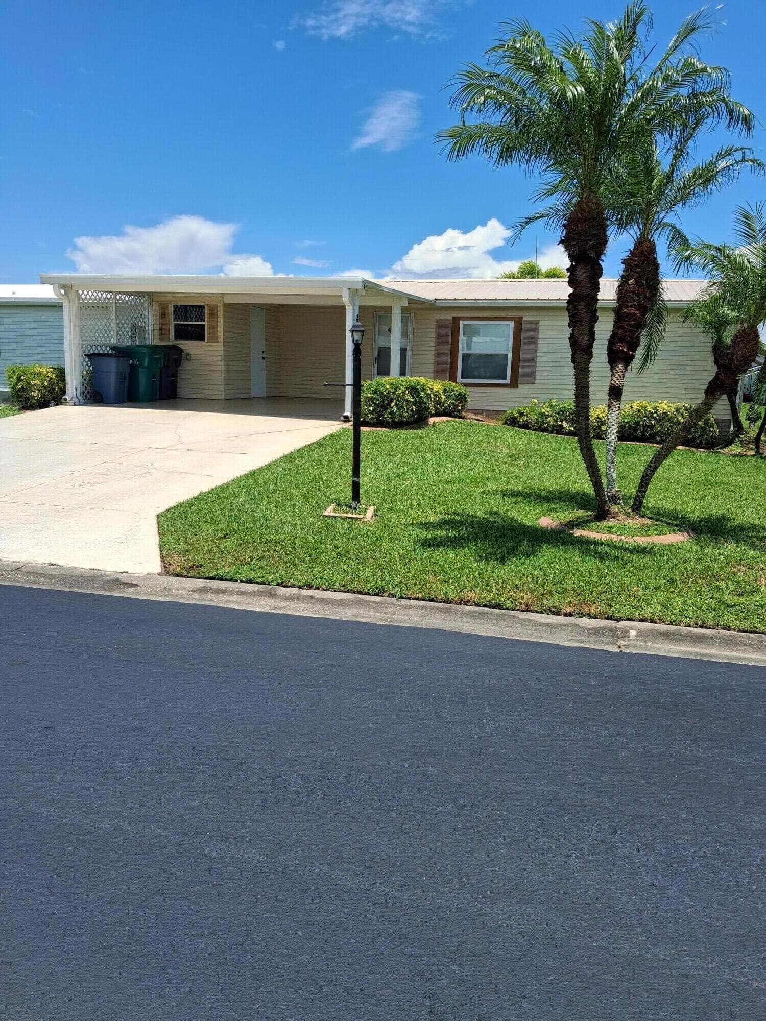 1660 SW 35 Circle, Okeechobee, FL 34974 — photo 1 of 19