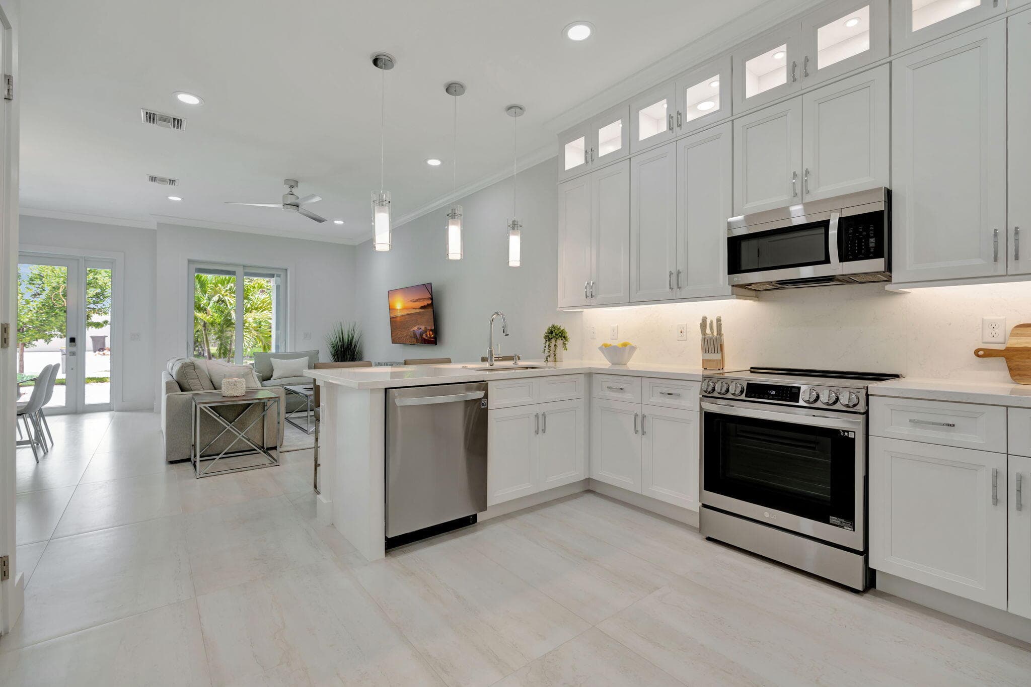 4695 SE Manatee Way, Stuart, FL 34997 — photo 13 of 35