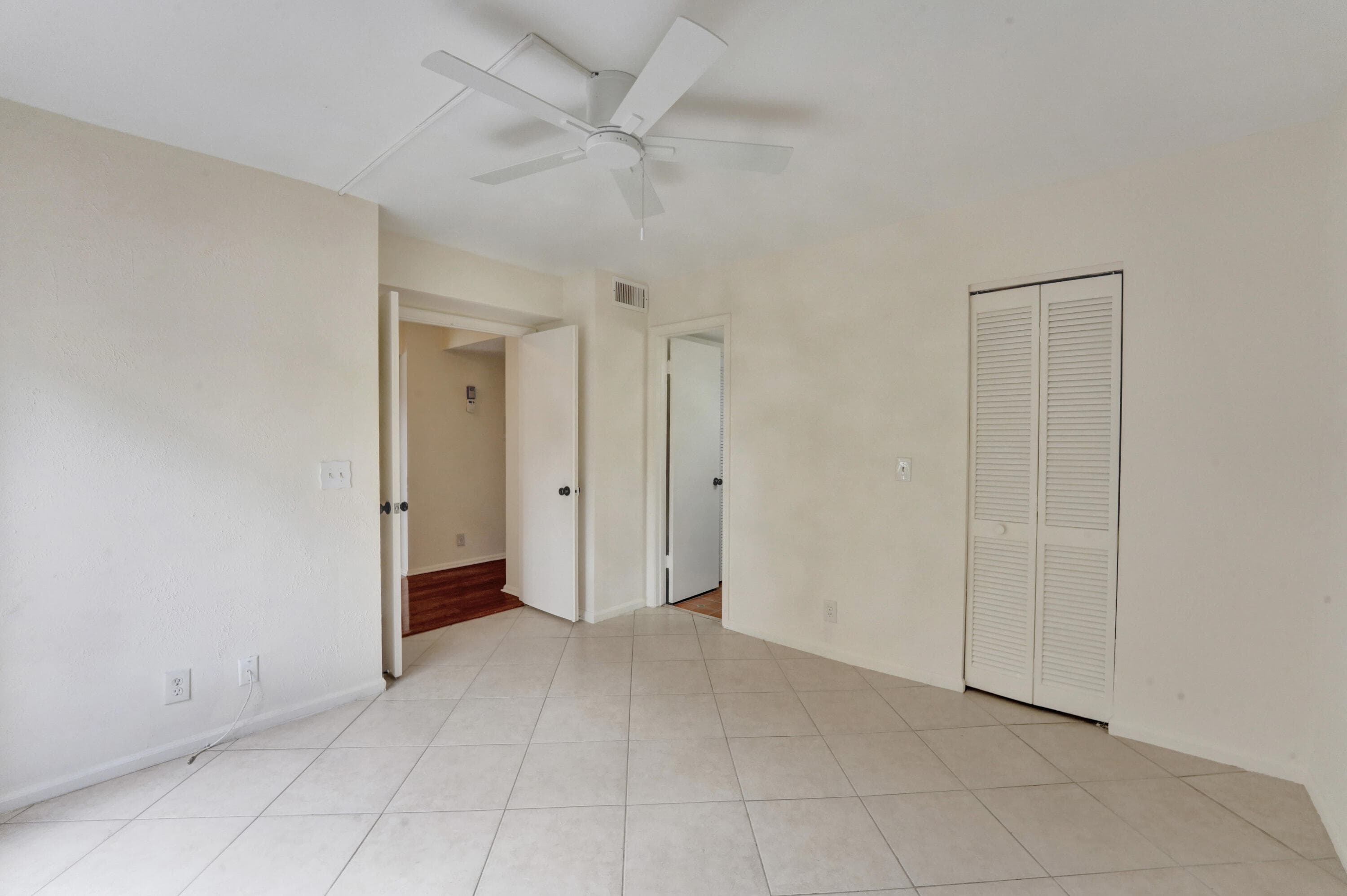5306 Cedar Lake Drive 201, Boynton Beach, FL 33437 — photo 31 of 60