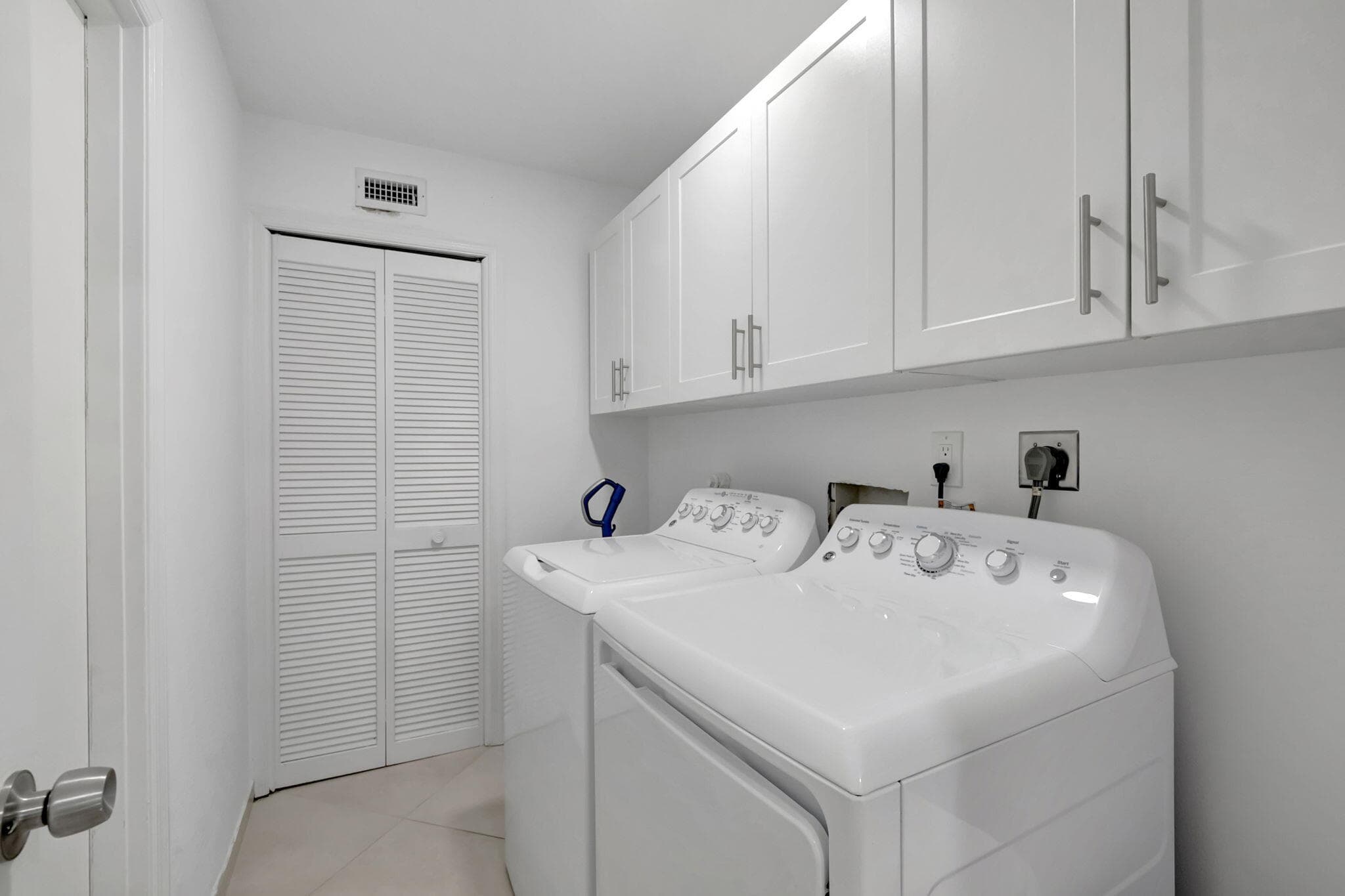 902 Foxpointe Circle, Delray Beach, FL 33445 — photo 18 of 43