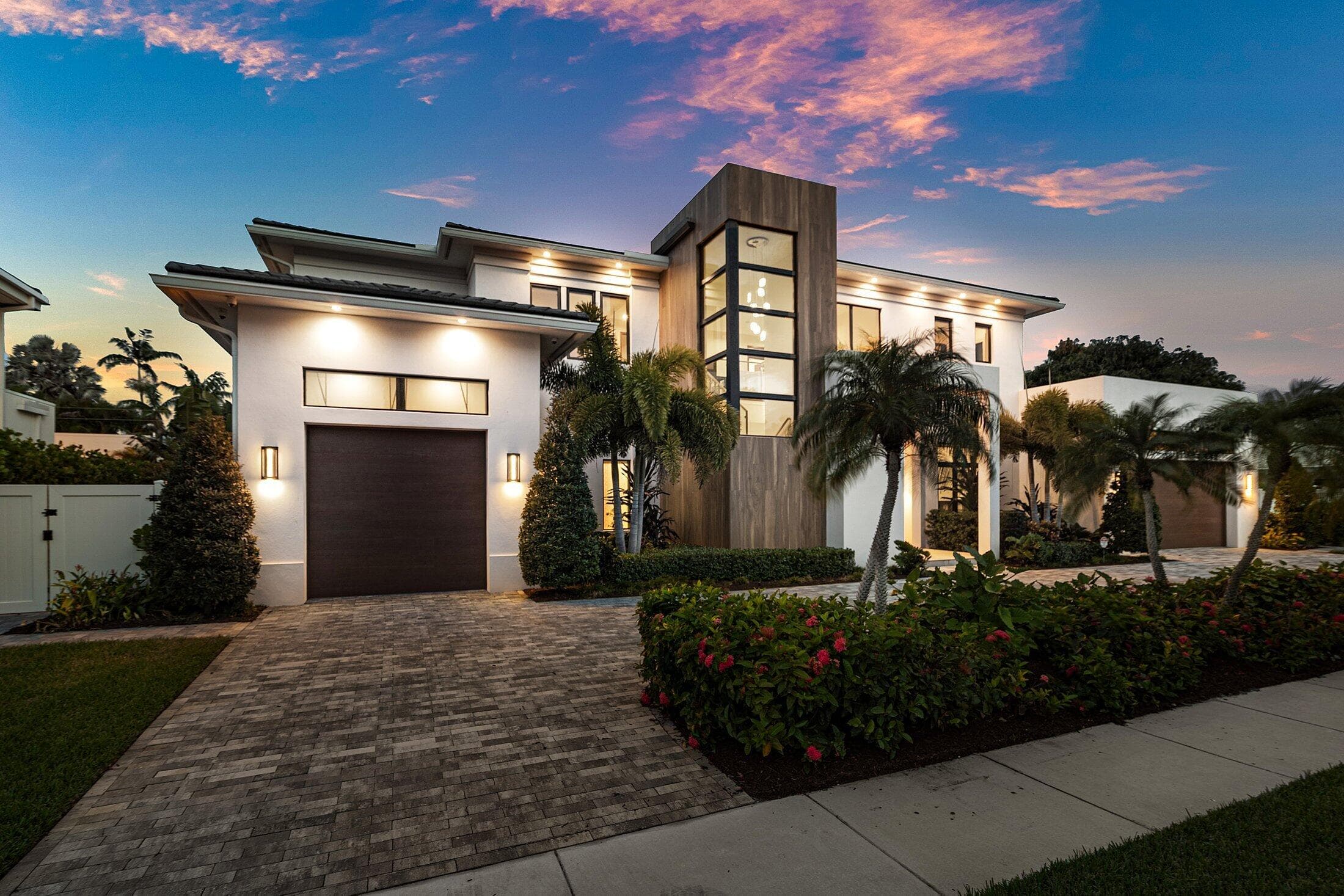 450 NE 10th Street, Boca Raton, FL 33432 — photo 1 of 119
