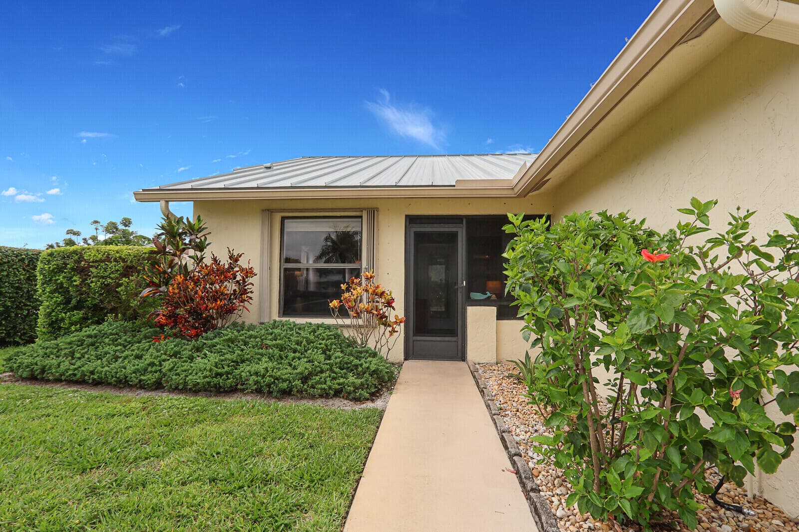 7655 SE Sugar Sand Circle, Hobe Sound, FL 33455 — photo 5 of 51