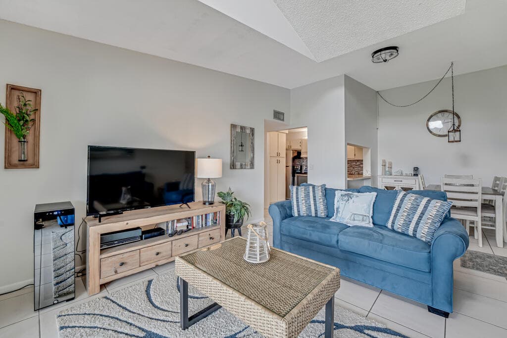 1112 Green Pine Boulevard G3, West Palm Beach, FL 33409 — photo 13 of 36