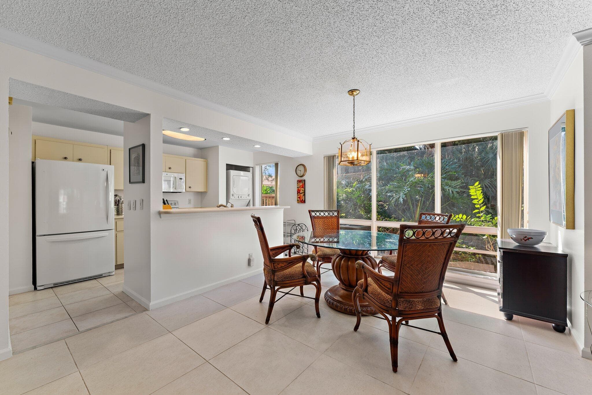 527 Brackenwood Place, Palm Beach Gardens, FL 33418 — photo 5 of 35