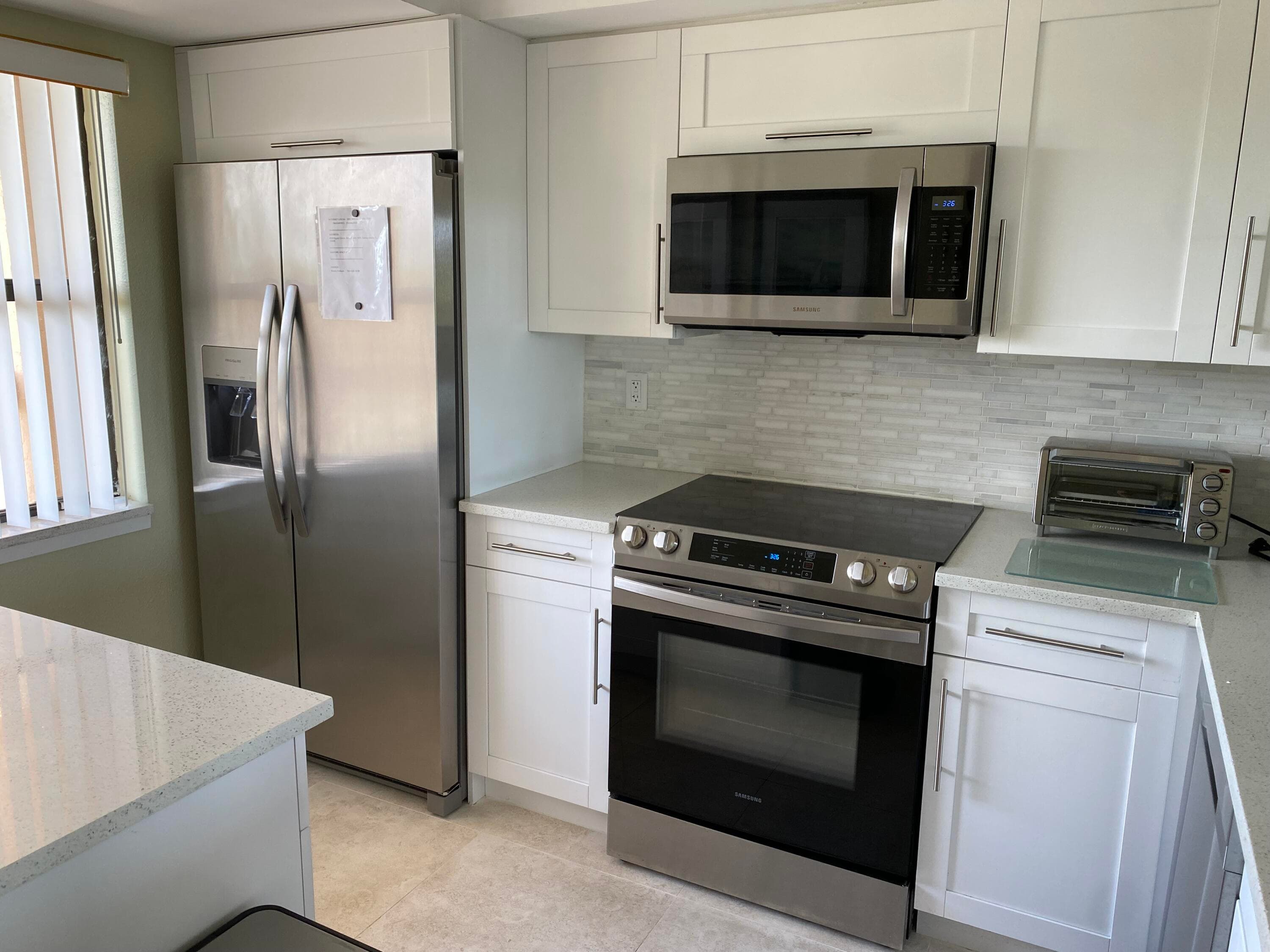 600 Egret Circle 7401, Delray Beach, FL 33444 — photo 9 of 35