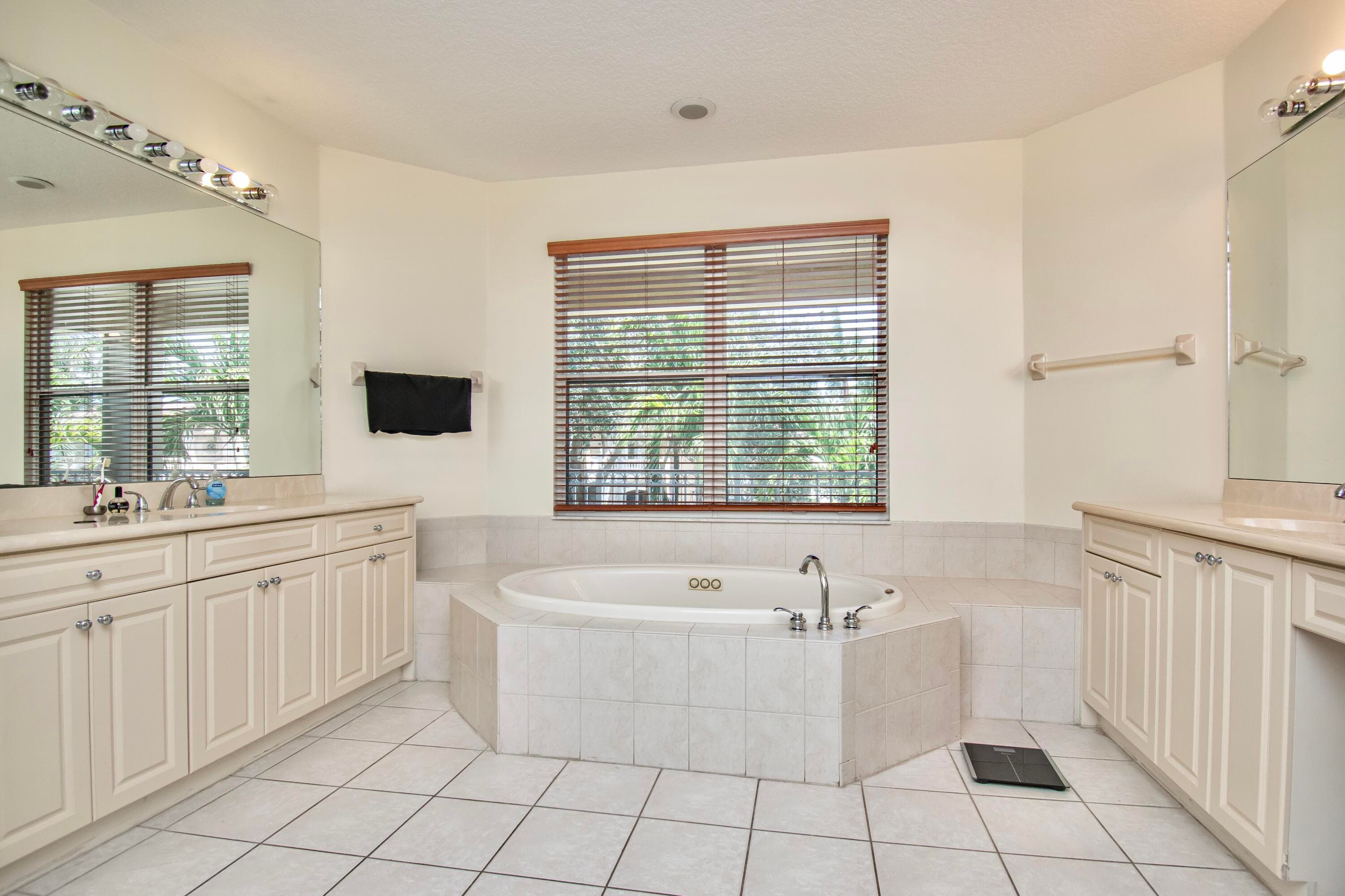 9851 Palma Vista Way, Boca Raton, FL 33428 — photo 23 of 33