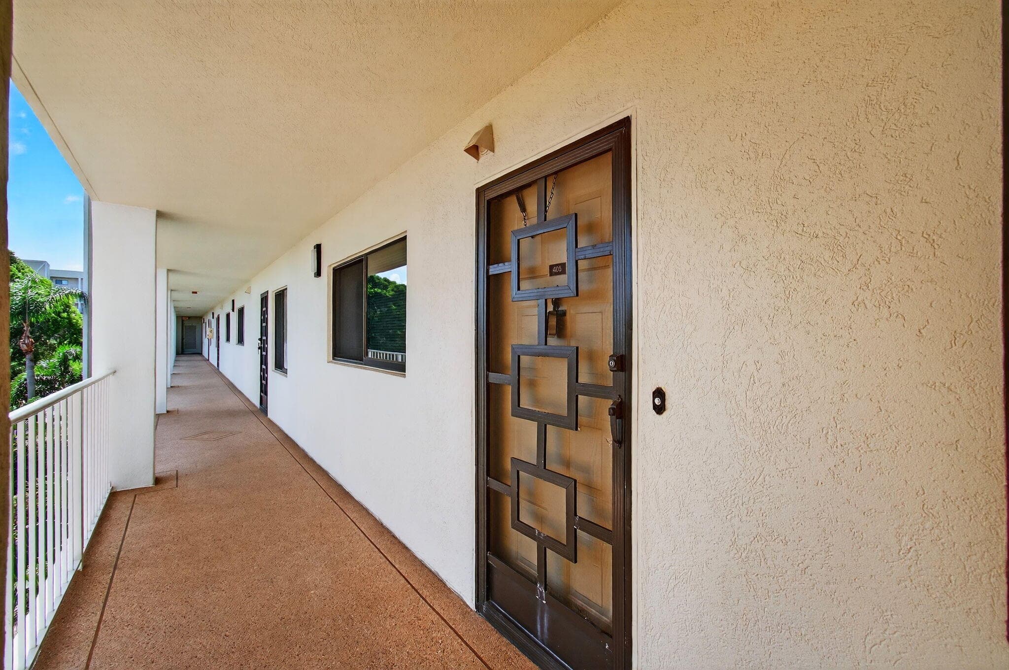 7290 Kinghurst Drive 405, Delray Beach, FL 33446 — photo 10 of 92