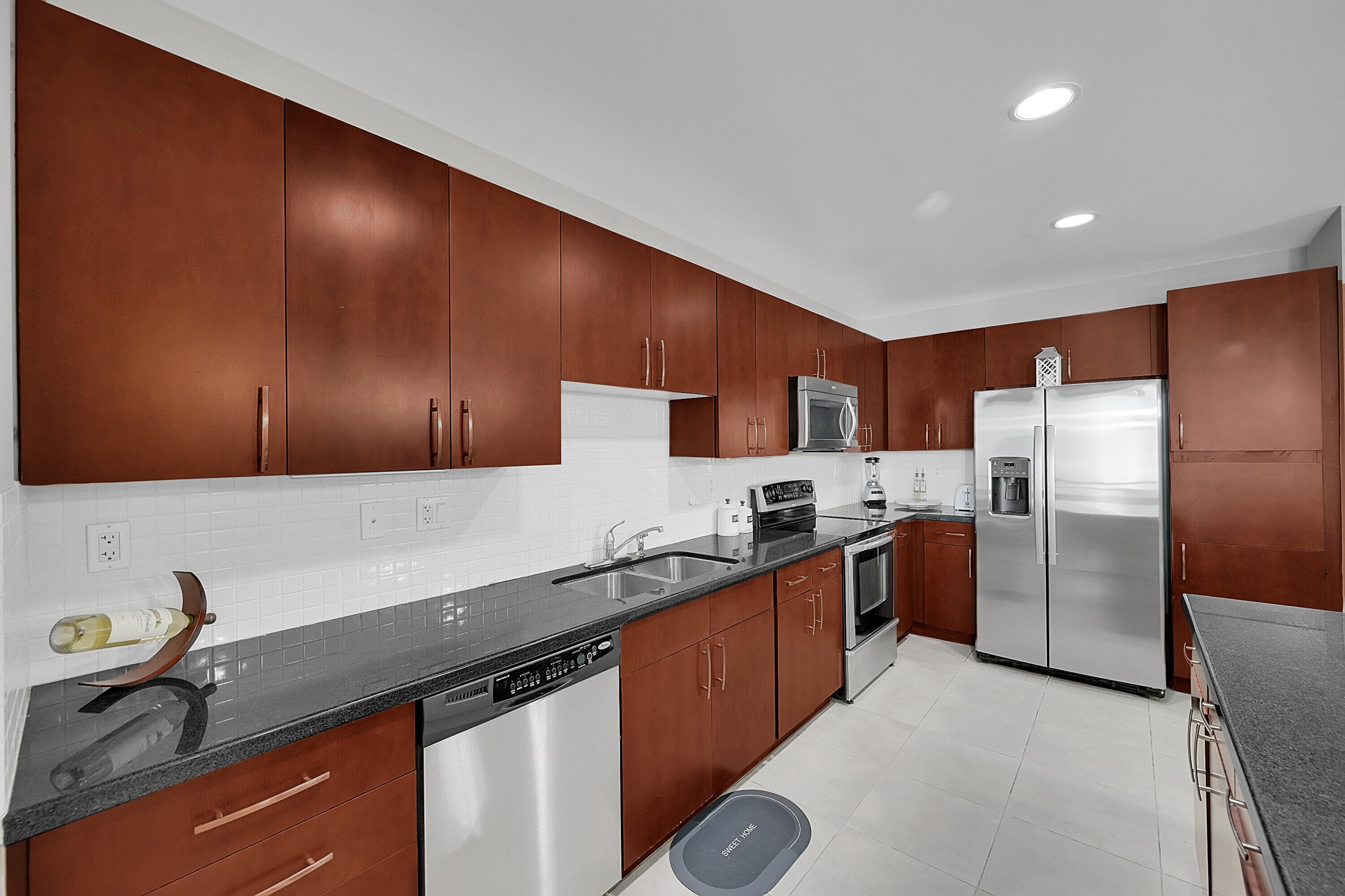 300 S Australian Avenue 1119, West Palm Beach, FL 33401 — photo 4 of 33