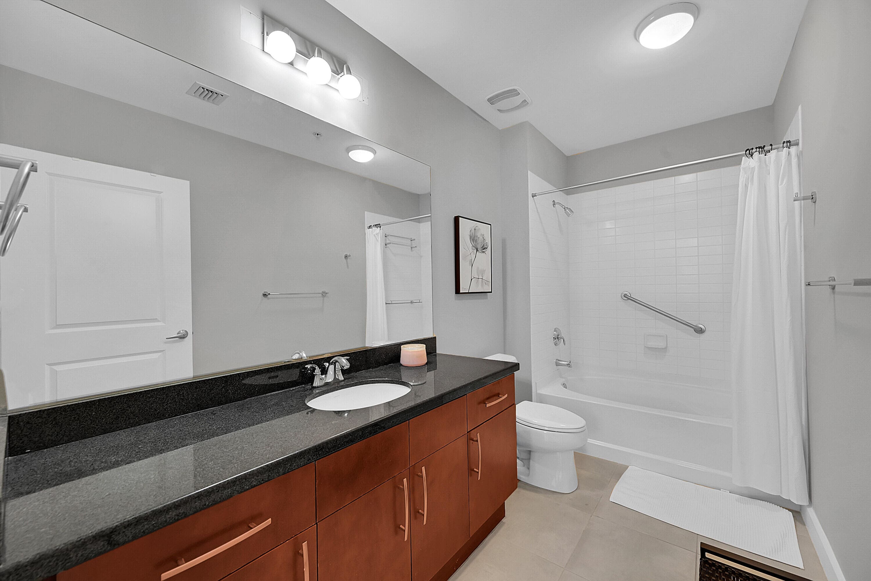 300 S Australian Avenue 1119, West Palm Beach, FL 33401 — photo 13 of 33