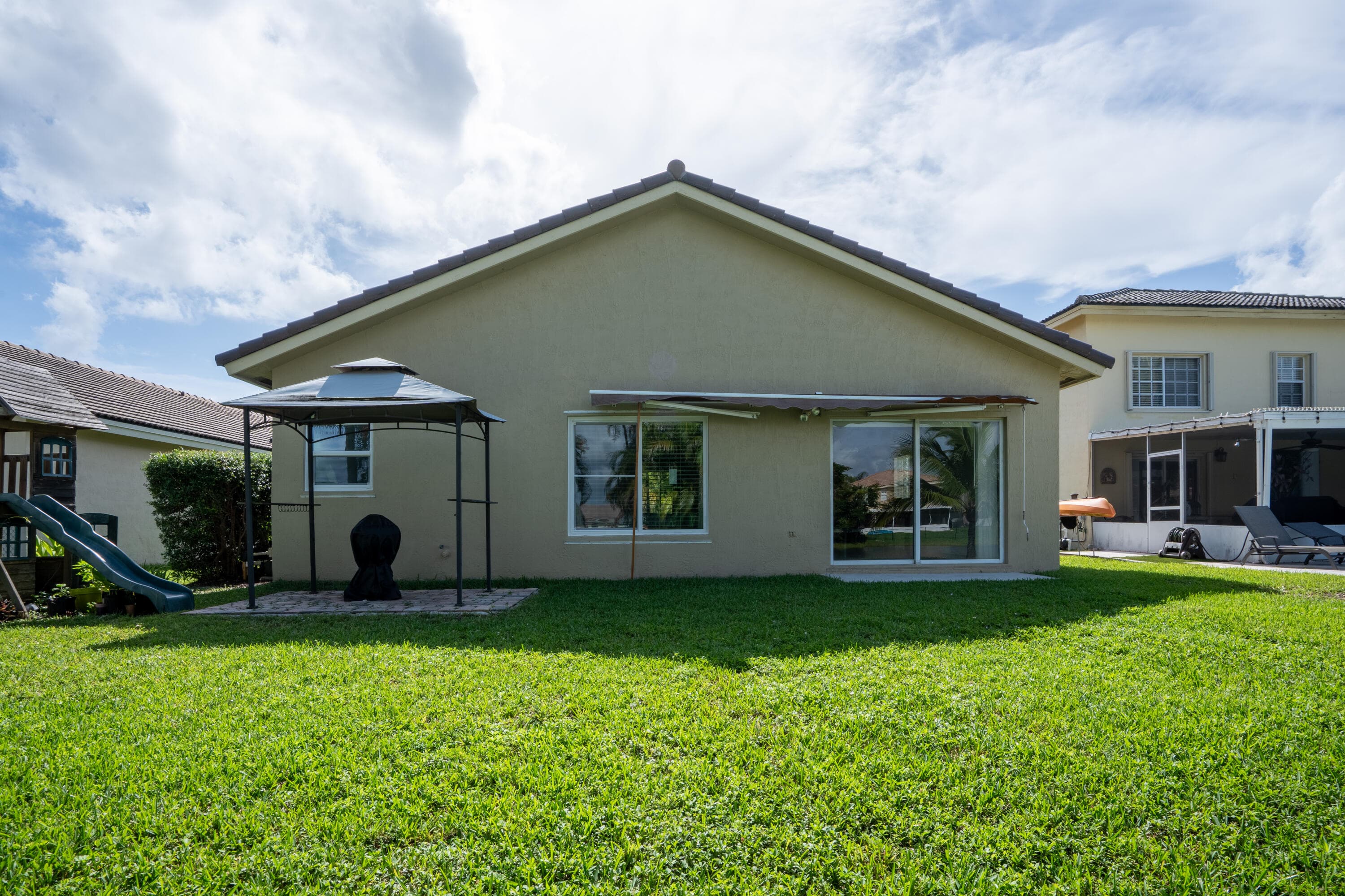 370 SW 203rd Avenue, Pembroke Pines, FL 33029 — photo 35 of 40