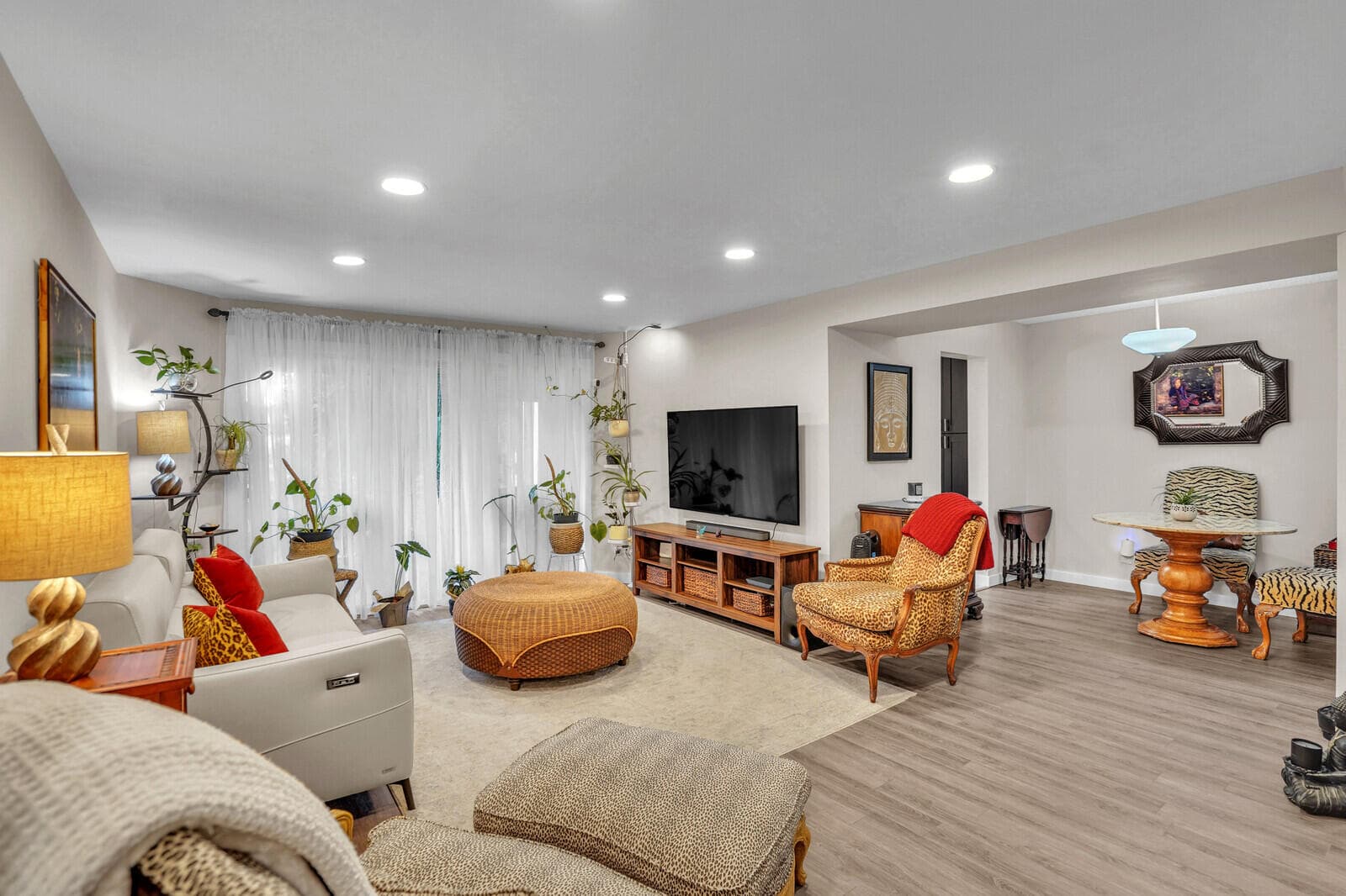 3524 Via Poinciana 102, Lake Worth, FL 33467 — photo 2 of 15