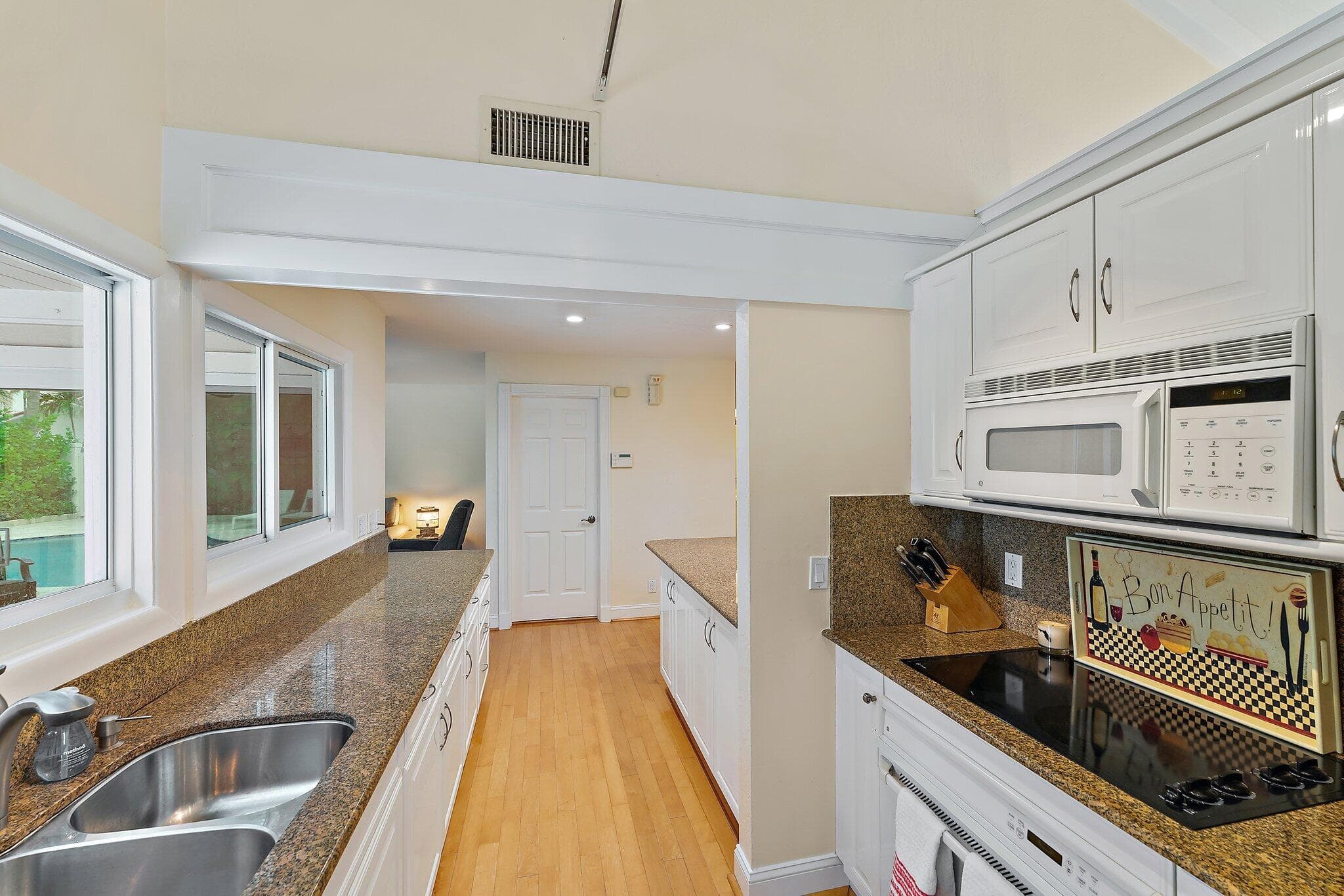 107 Mako Lane, Jupiter, FL 33477 — photo 13 of 41