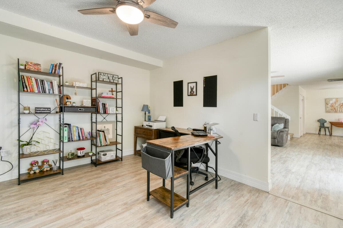 630 6th Terrace, Palm Beach Gardens, FL 33418 — photo 7 of 56