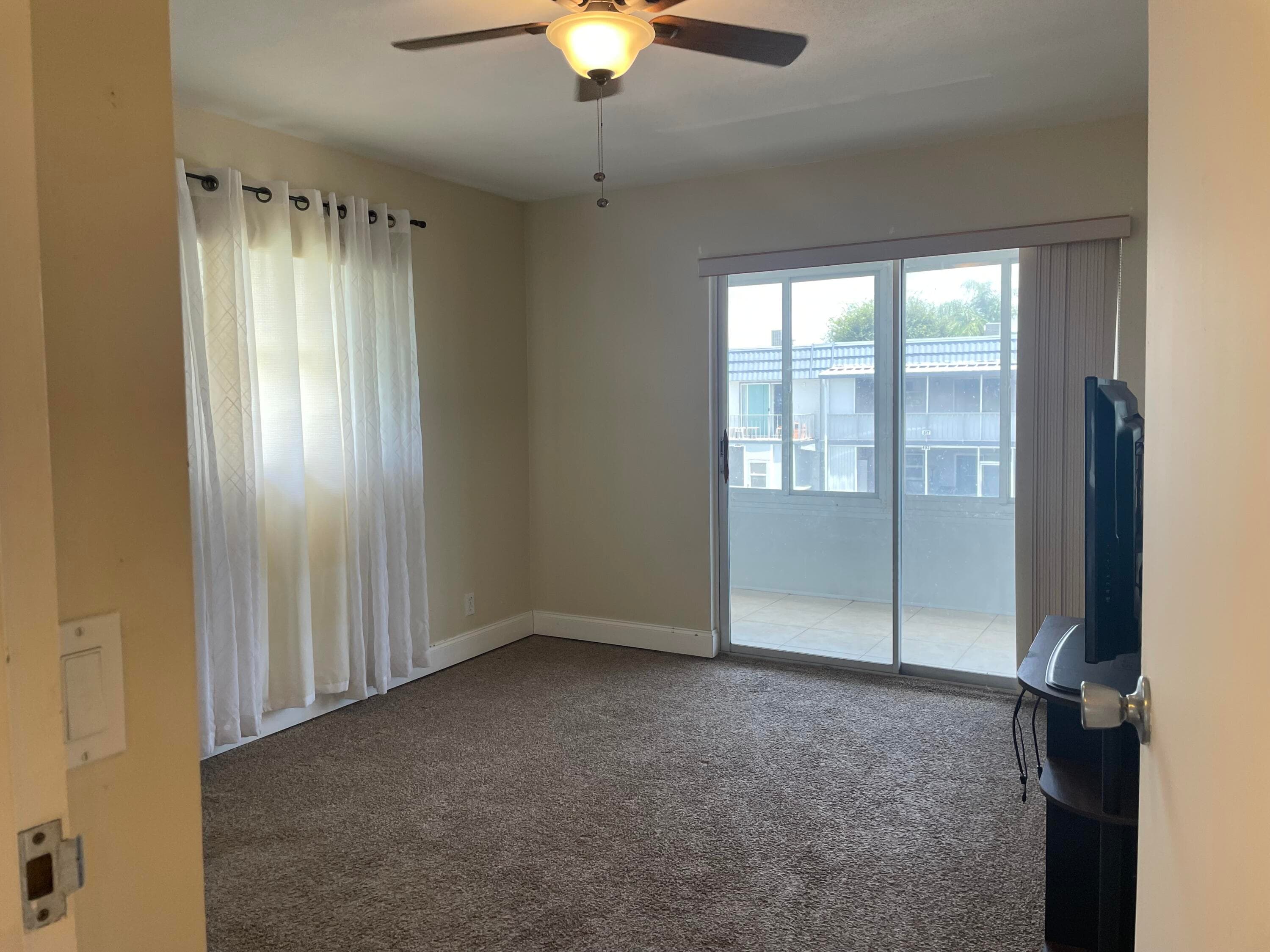 564 Brittany L, Delray Beach, FL 33446 — photo 9 of 52