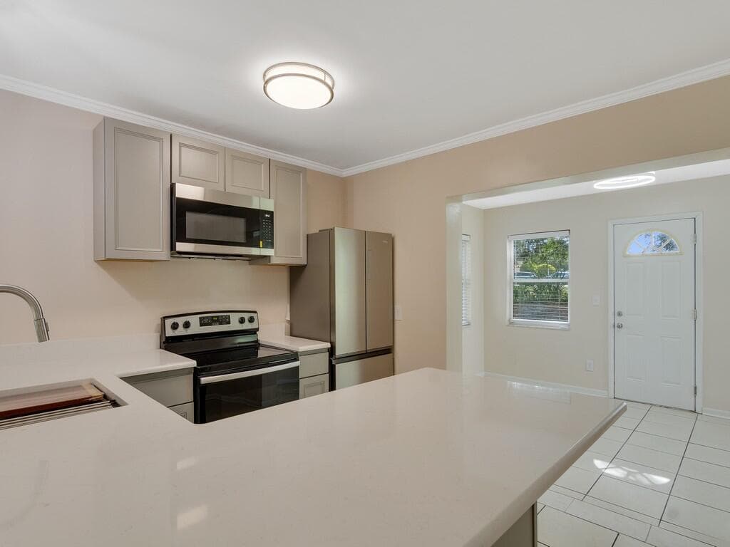 4606 30th Ave, Vero Beach, FL 32967 — photo 14 of 32
