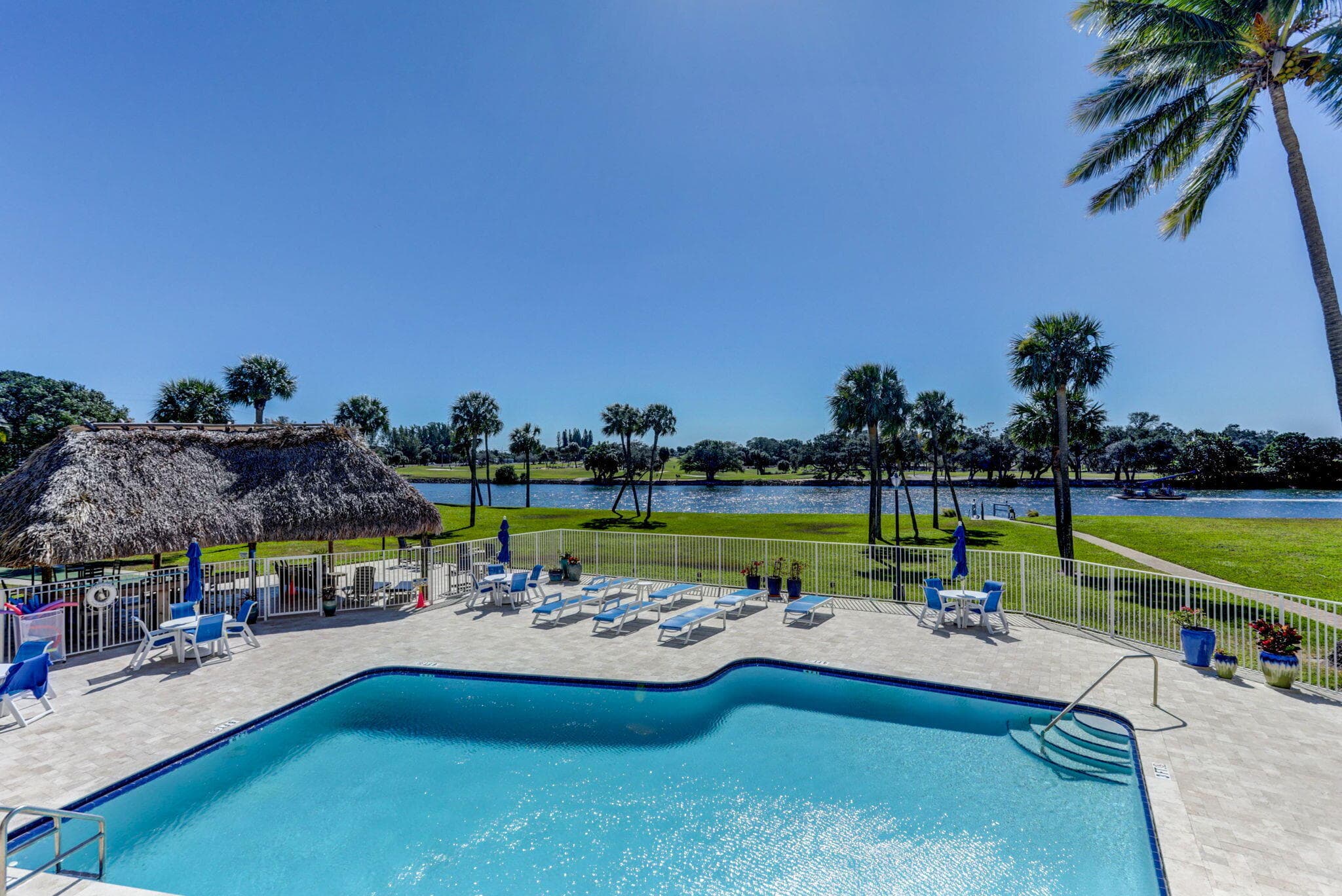 336 Golfview Road 905, North Palm Beach, FL 33408 — photo 33 of 51