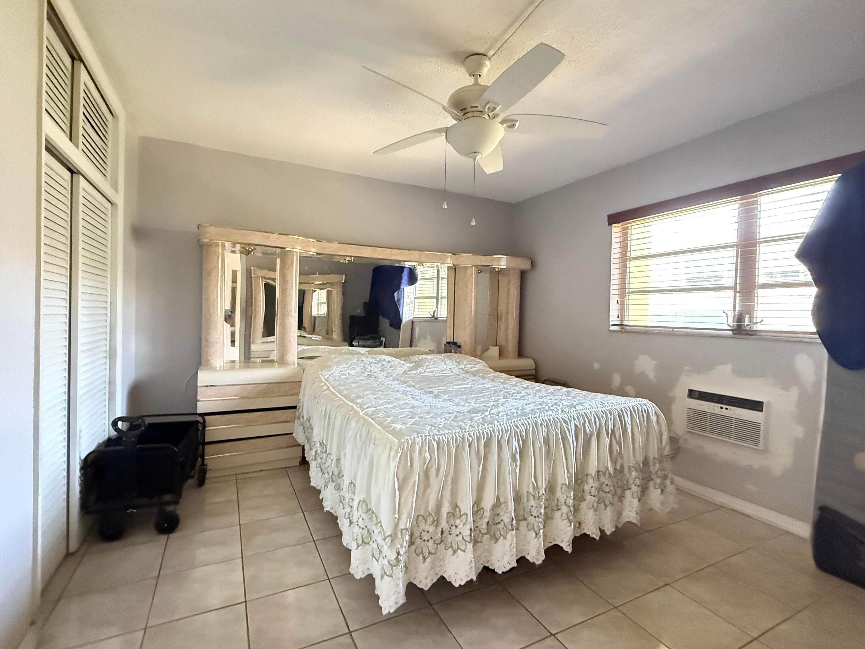 17001 NE 13th Avenue 205, Miami, FL 33162 — photo 7 of 14
