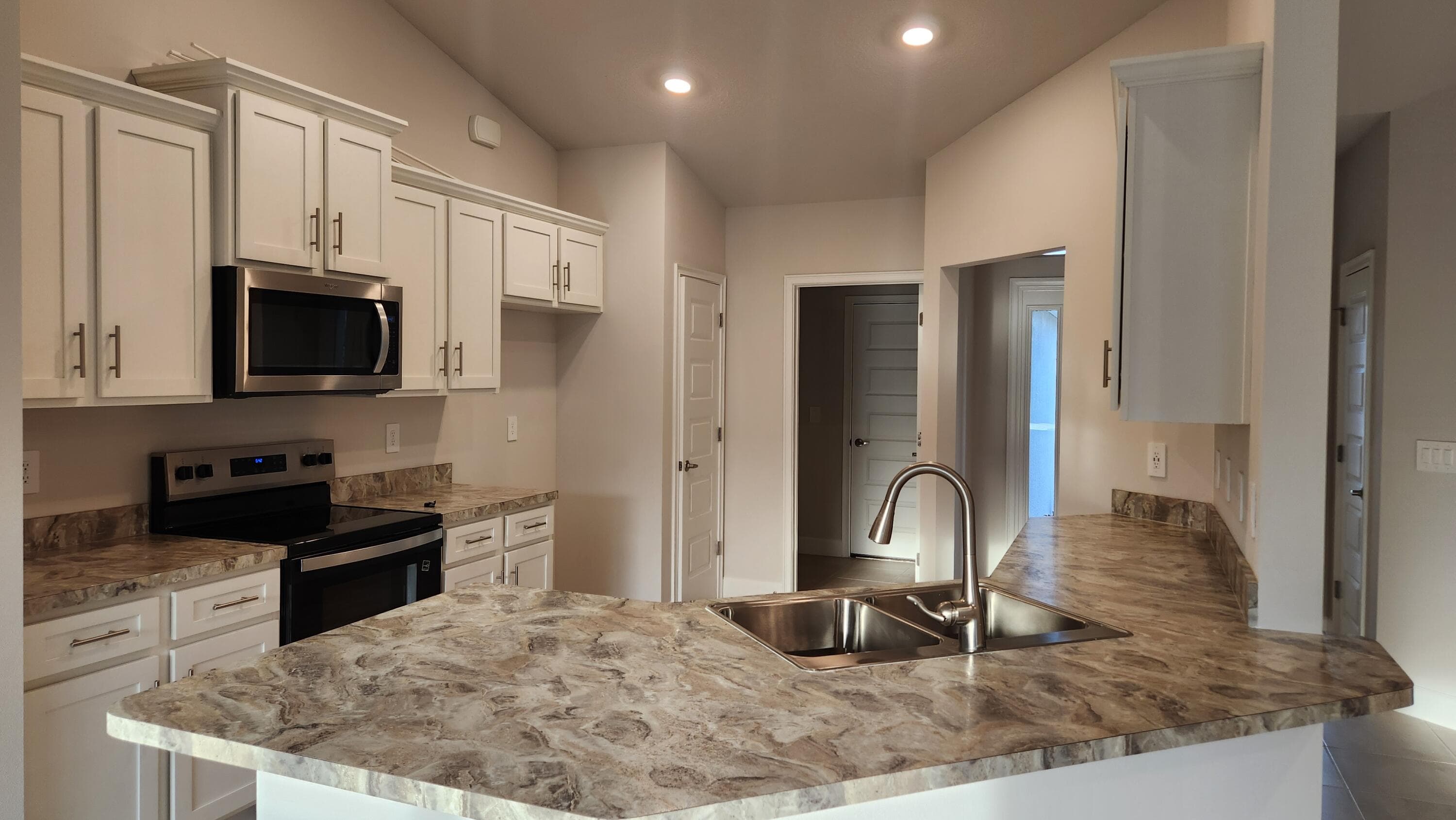 3009 SW Savona Boulevard, Port St. Lucie, FL 34953 — photo 9 of 25
