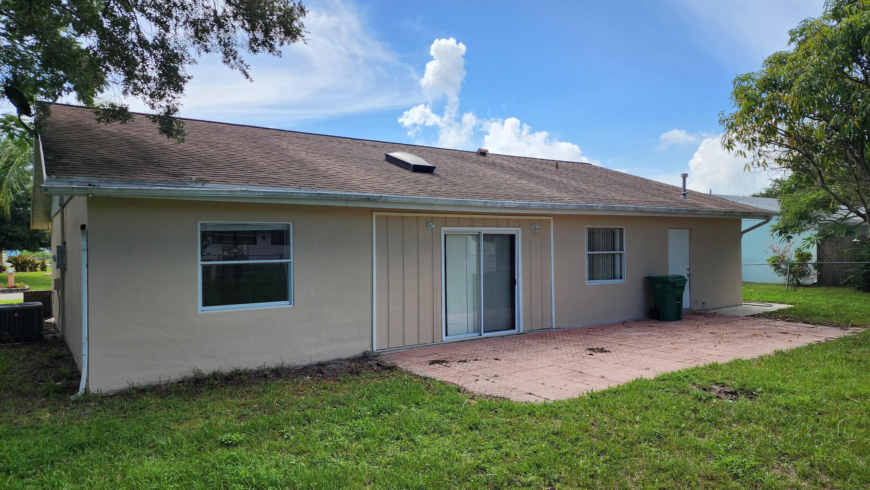 342 NE Surrey Street, Port St. Lucie, FL 34983 — photo 2 of 13