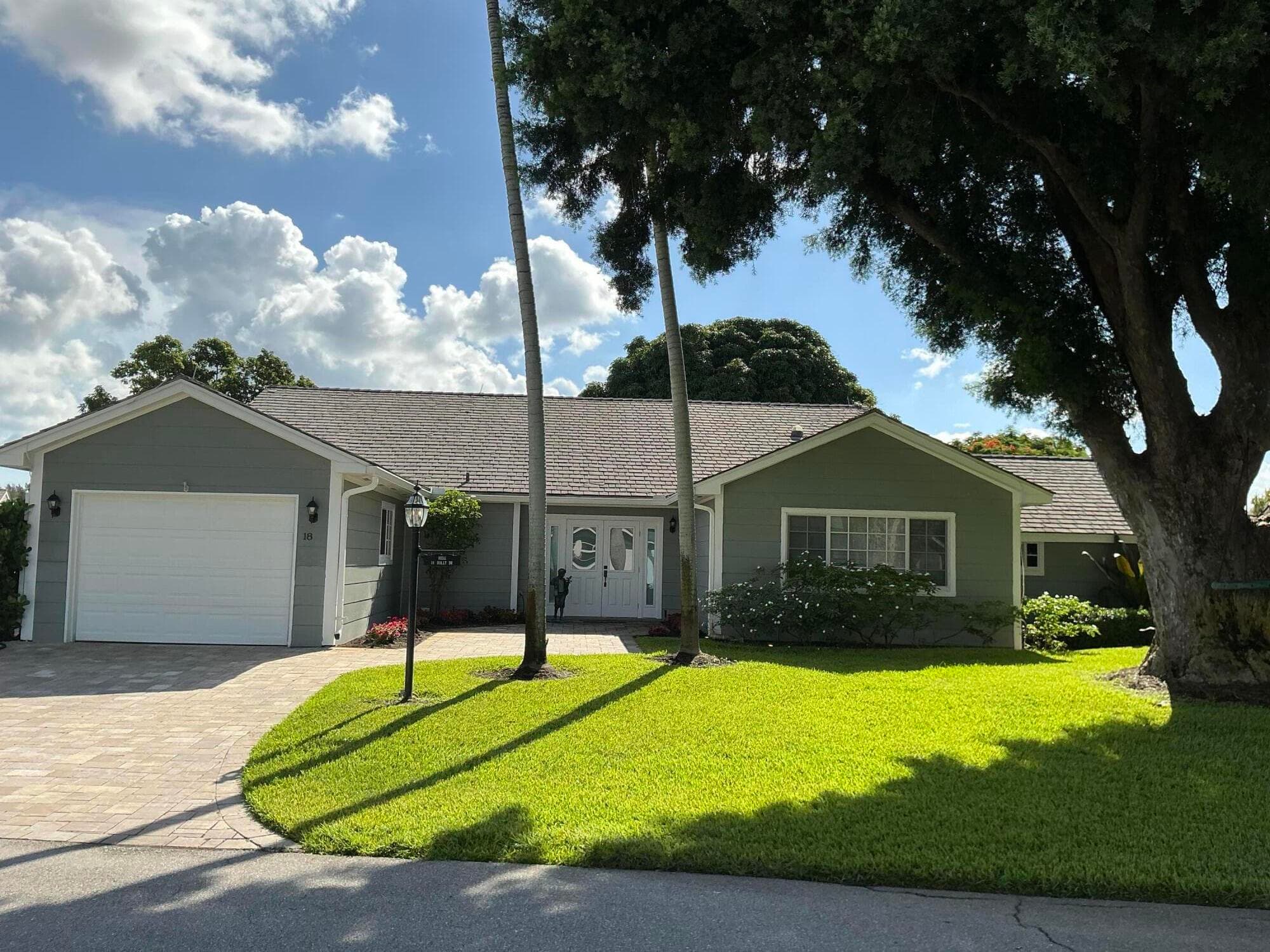 18 Holly Drive, Boynton Beach, FL 33436 — photo 1 of 21