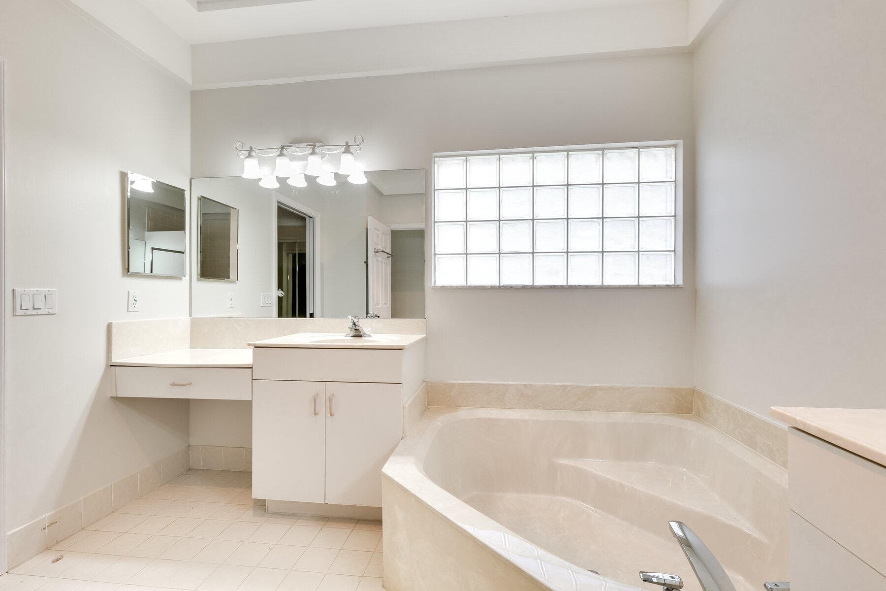 12908 Coral Lakes Drive, Boynton Beach, FL 33437 — photo 19 of 48