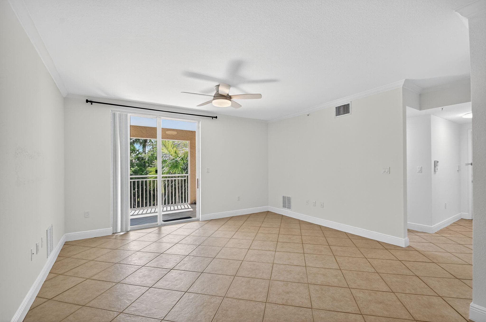 6511 Emerald Dunes Drive 304, West Palm Beach, FL 33411 — photo 18 of 75