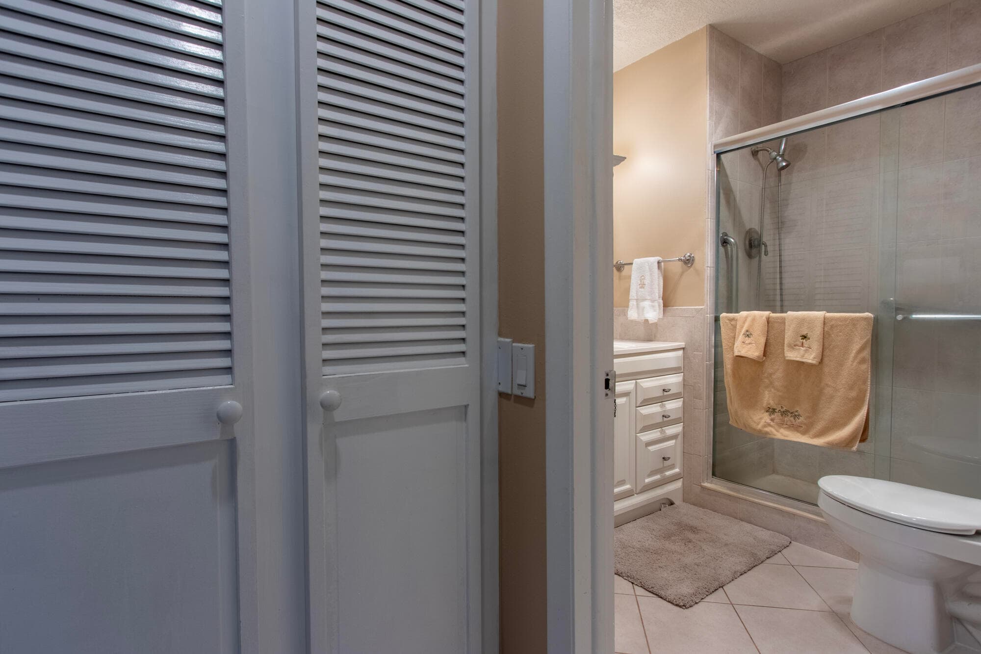 8666 Bella Vista Drive 111, Boca Raton, FL 33433 — photo 11 of 25