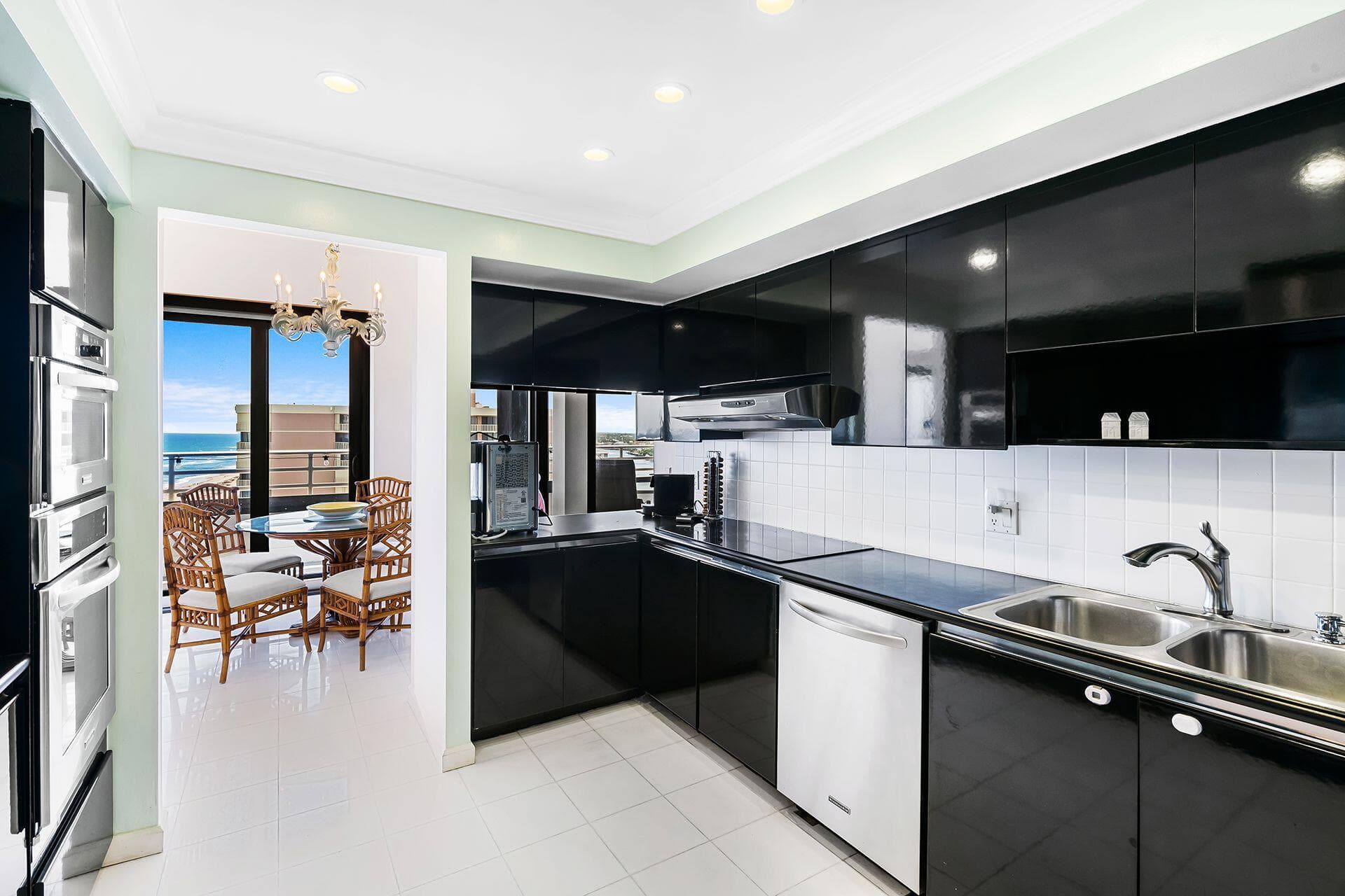 2901 S Ocean Boulevard 1, Highland Beach, FL 33487 — photo 18 of 39