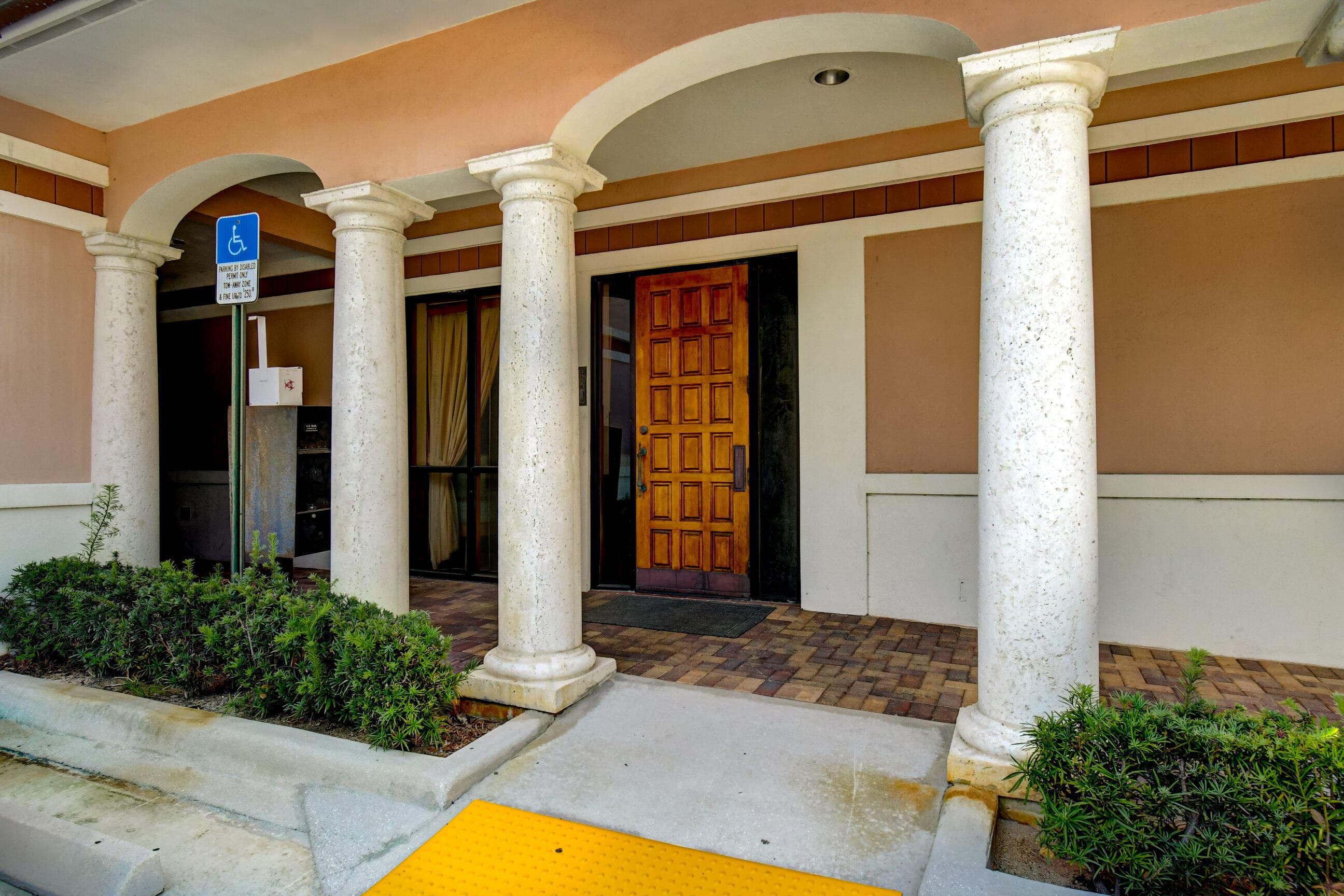 2314 S Seacrest Boulevard, Boynton Beach, FL 33435 — photo 17 of 37