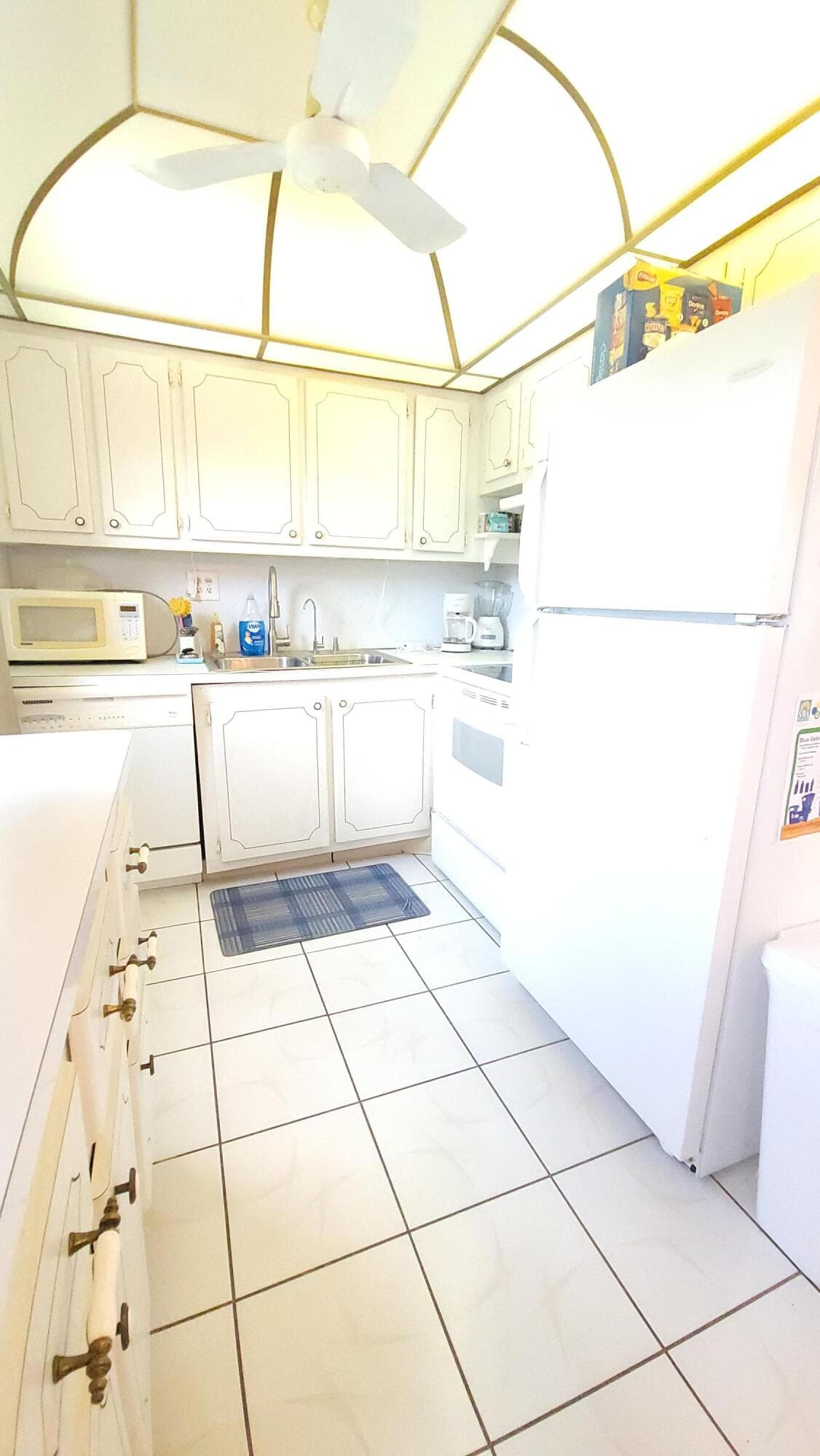 147 Bedford F, West Palm Beach, FL 33417 — photo 5 of 40