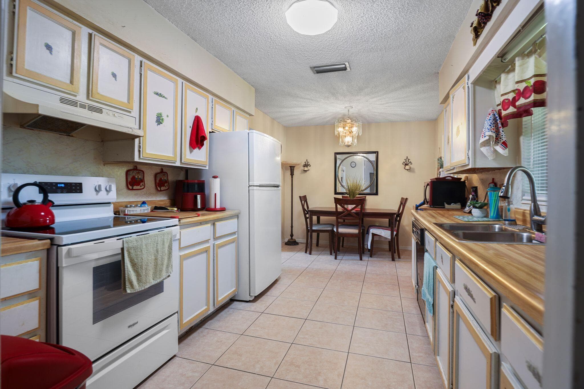 3324 S Jenkins Road, Fort Pierce, FL 34981 — photo 10 of 20