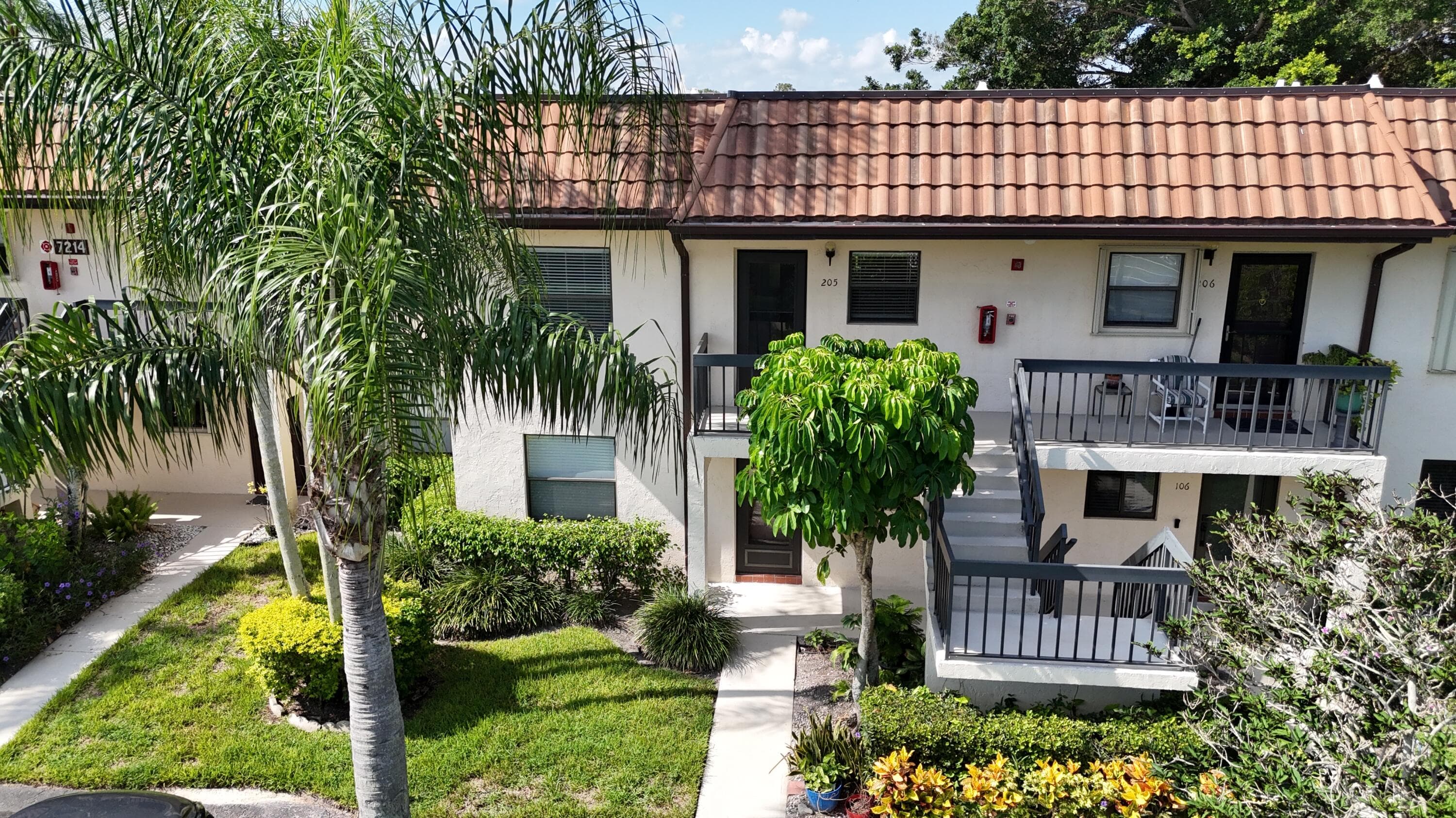 7214 Golf Colony Court 205, Lake Worth, FL 33467 — photo 3 of 46