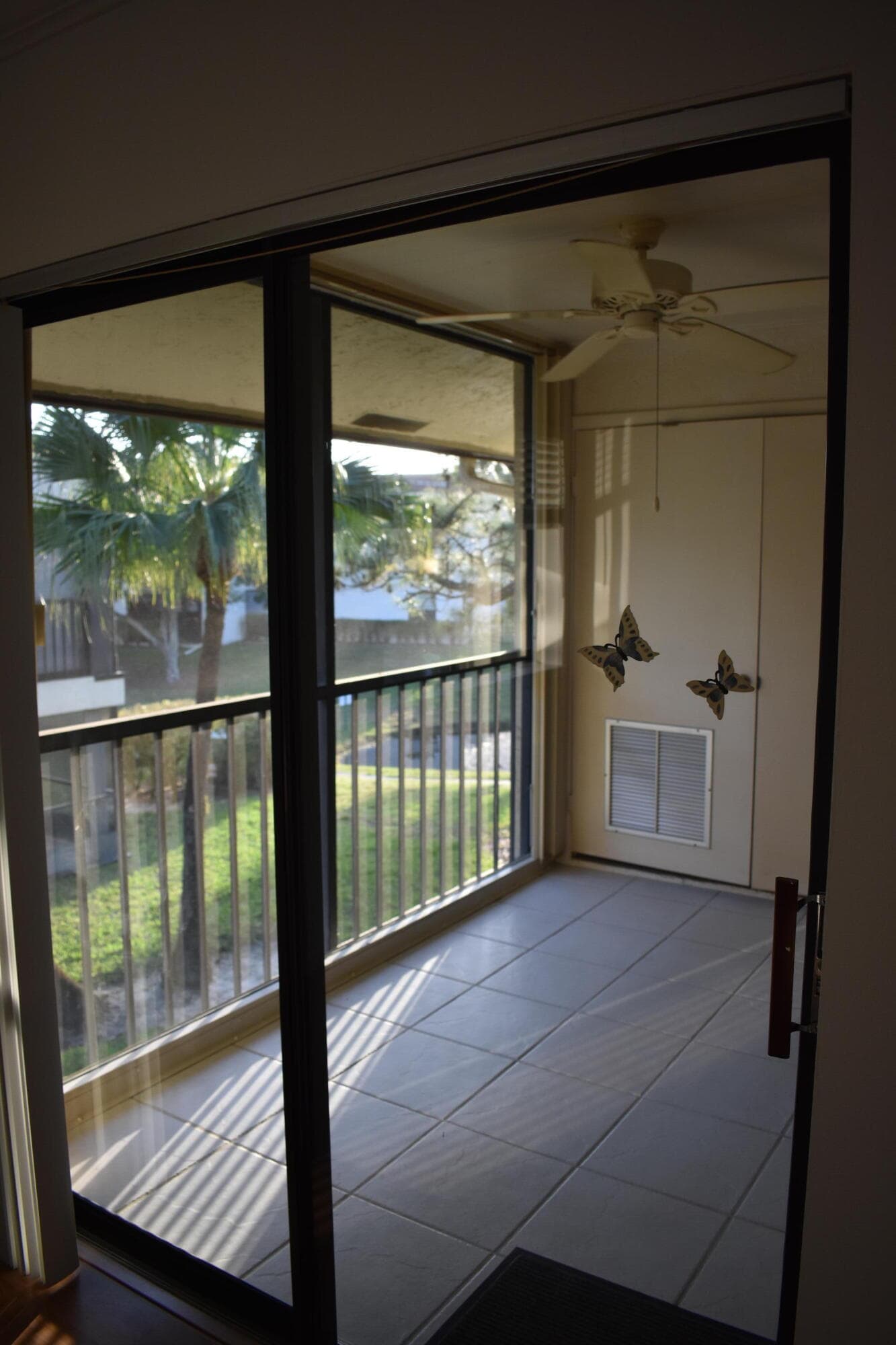 Condominium in Greenacres — photo 13 of 19