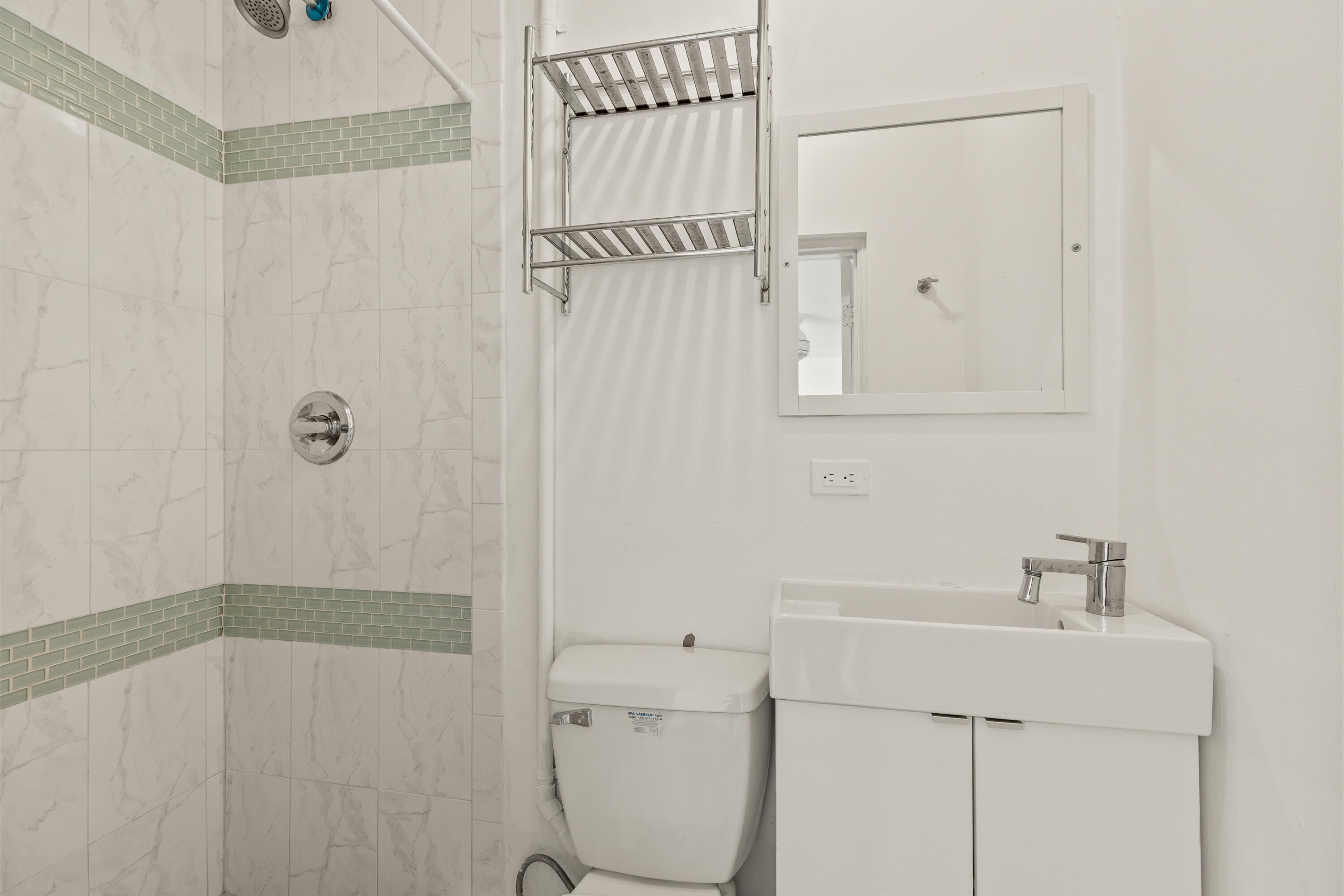 1637 N Victoria Park Road, Fort Lauderdale, FL 33305 — photo 18 of 35