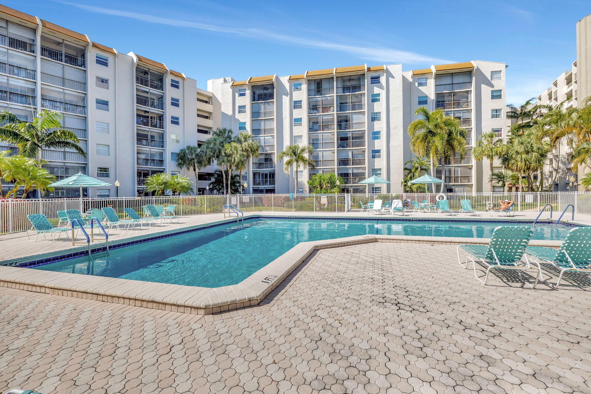 3910 Inverrary Boulevard 601-B, Lauderhill, FL 33319 — photo 37 of 56