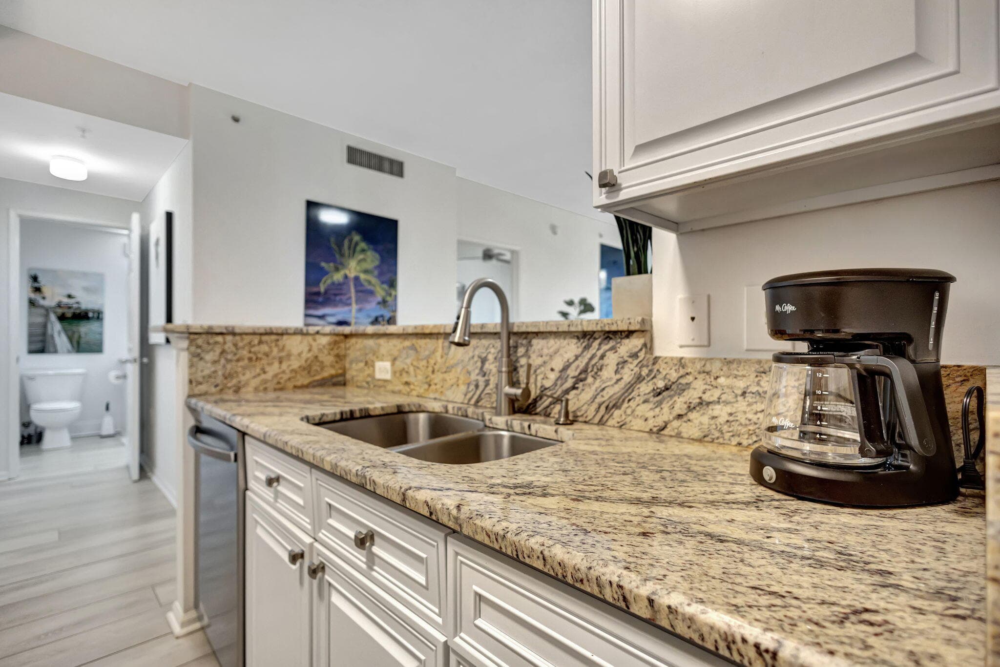 630 S Sapodilla Avenue 223, West Palm Beach, FL 33401 — photo 15 of 43