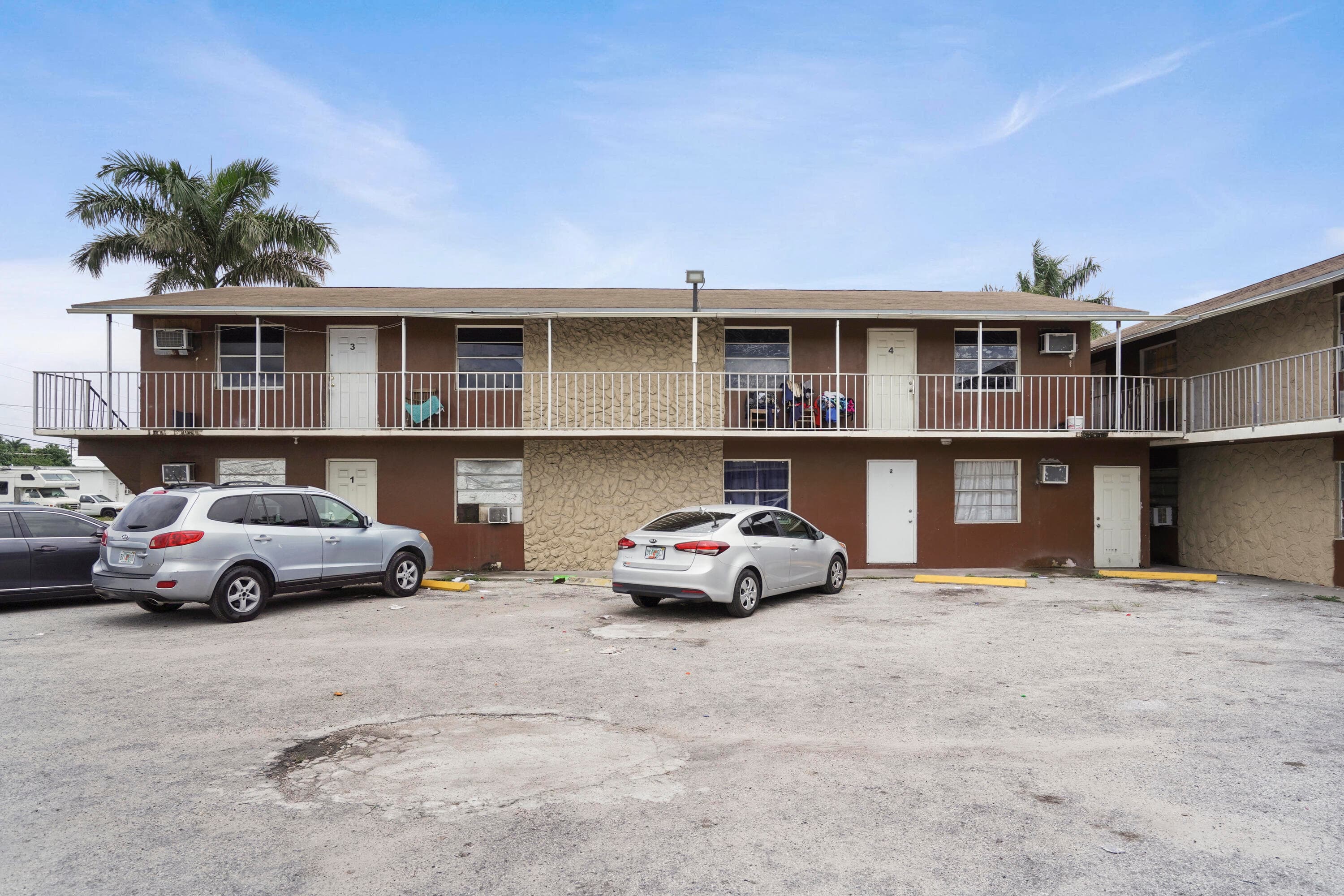 241 NW 11th 1 Street 13, Belle Glade, FL 33430 — photo 8 of 15