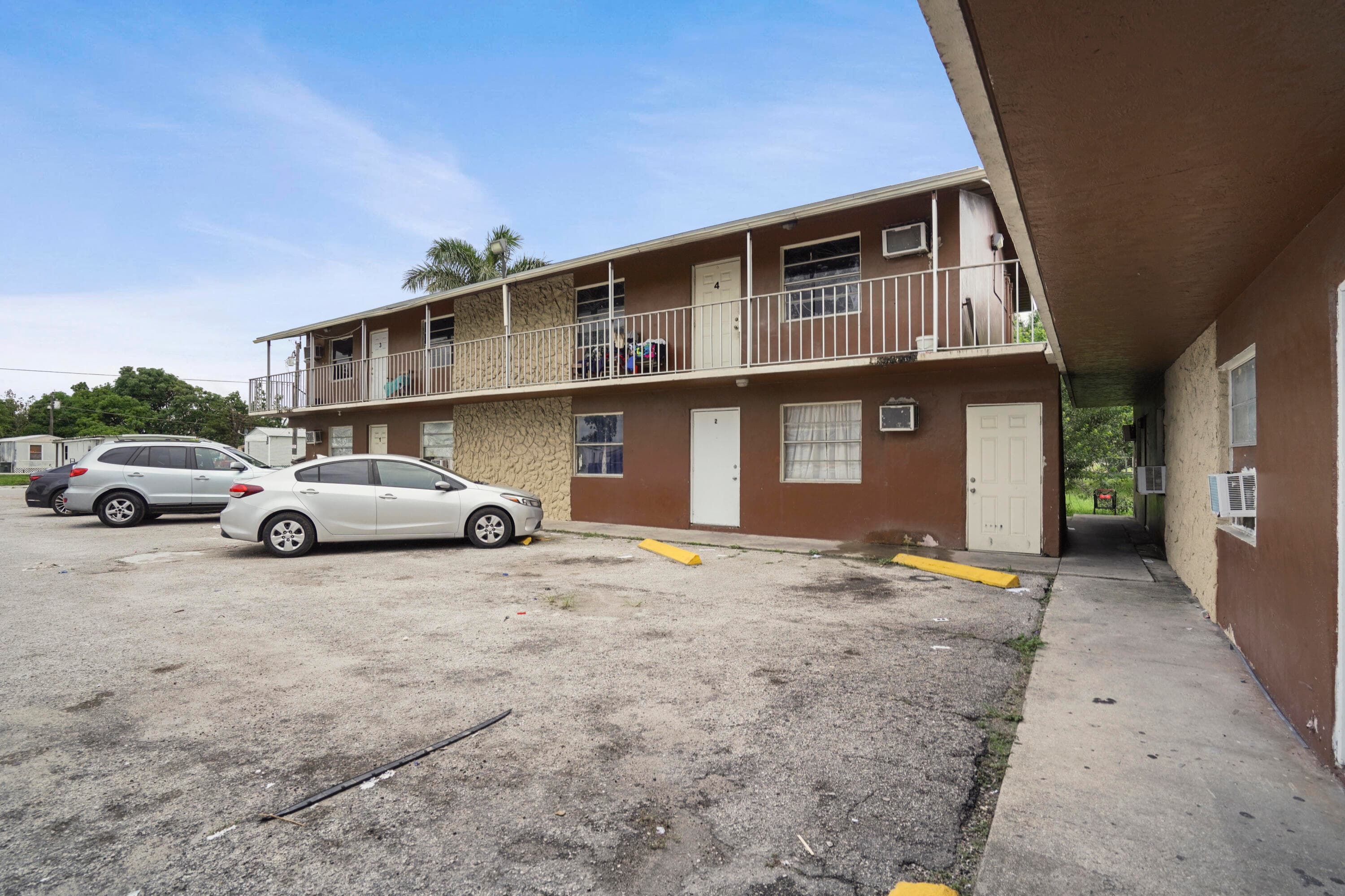 241 NW 11th 1 Street 13, Belle Glade, FL 33430 — photo 10 of 15