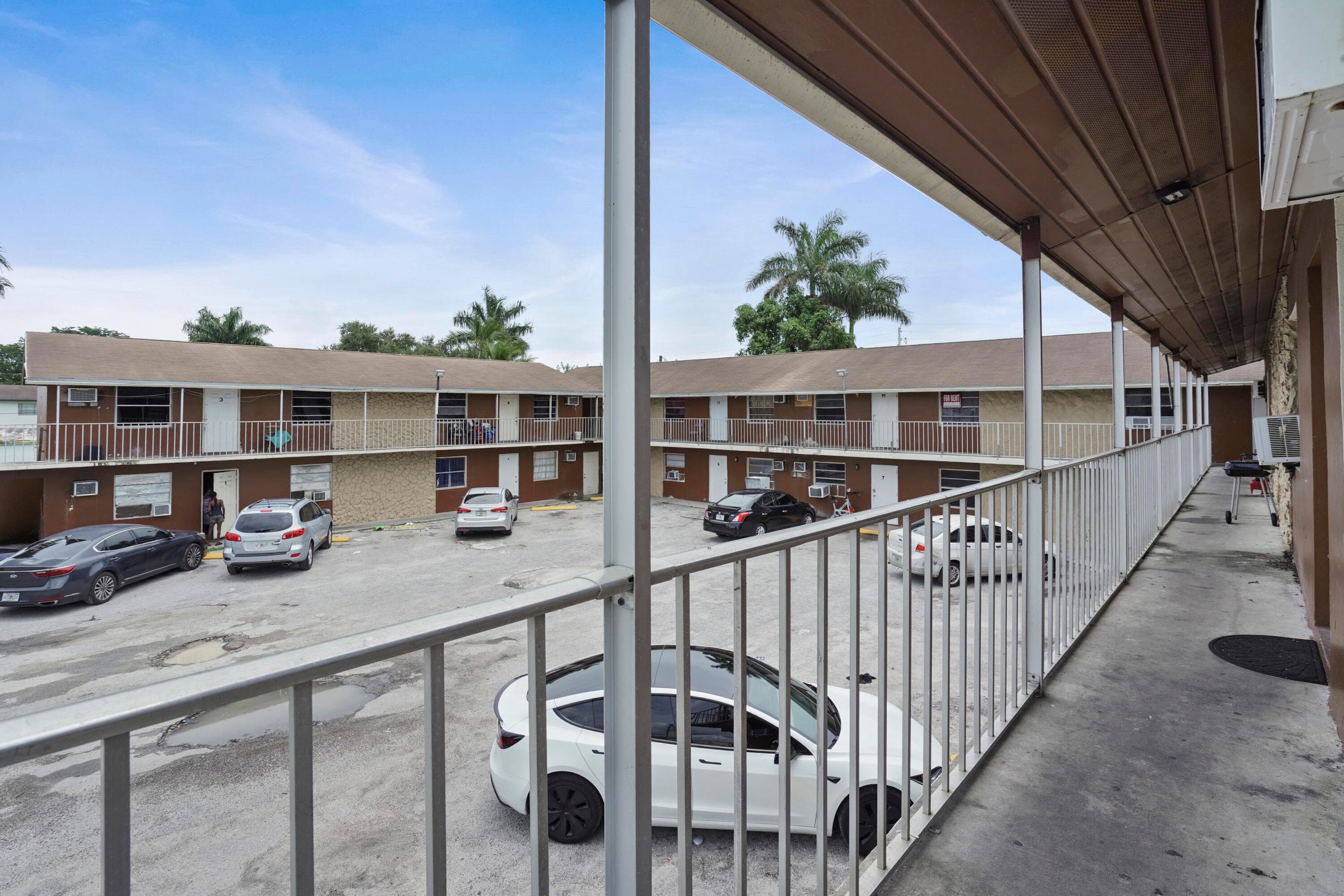 241 NW 11th 1 Street 13, Belle Glade, FL 33430 — photo 14 of 15