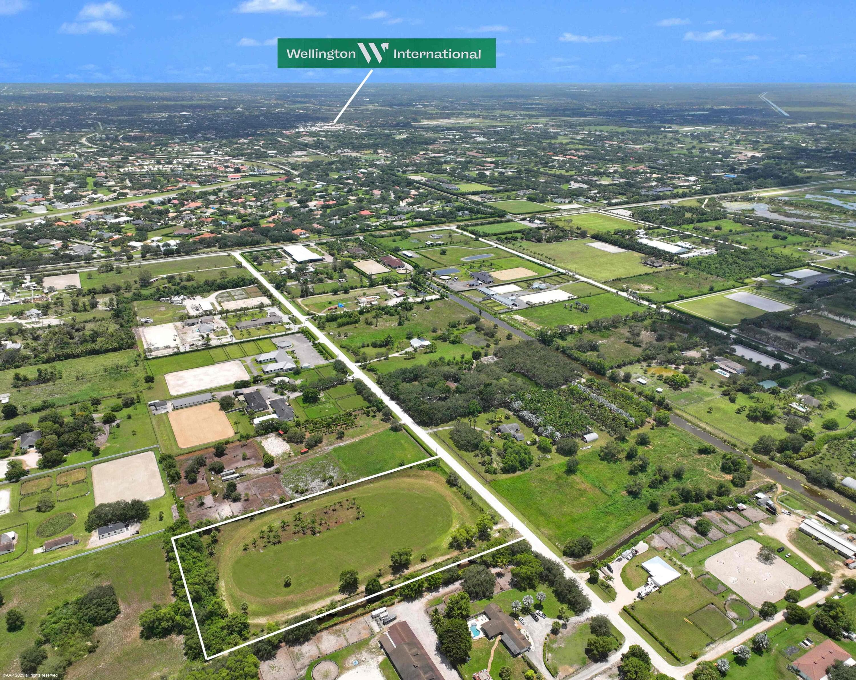 16495 Hollow Tree Lane, Wellington, FL 33470 — photo 2 of 10