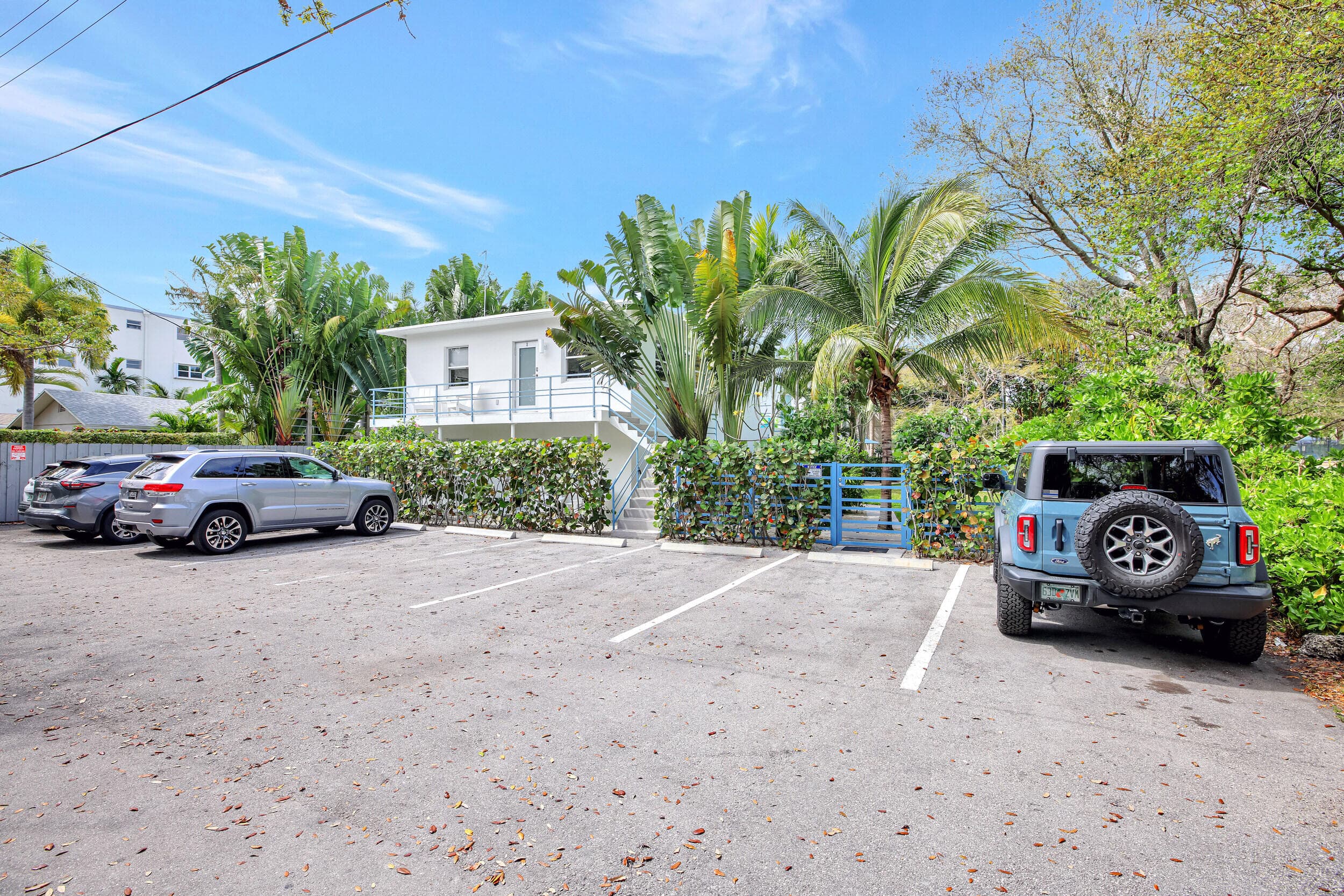625 NE 13th Avenue, Fort Lauderdale, FL 33304 — photo 4 of 93
