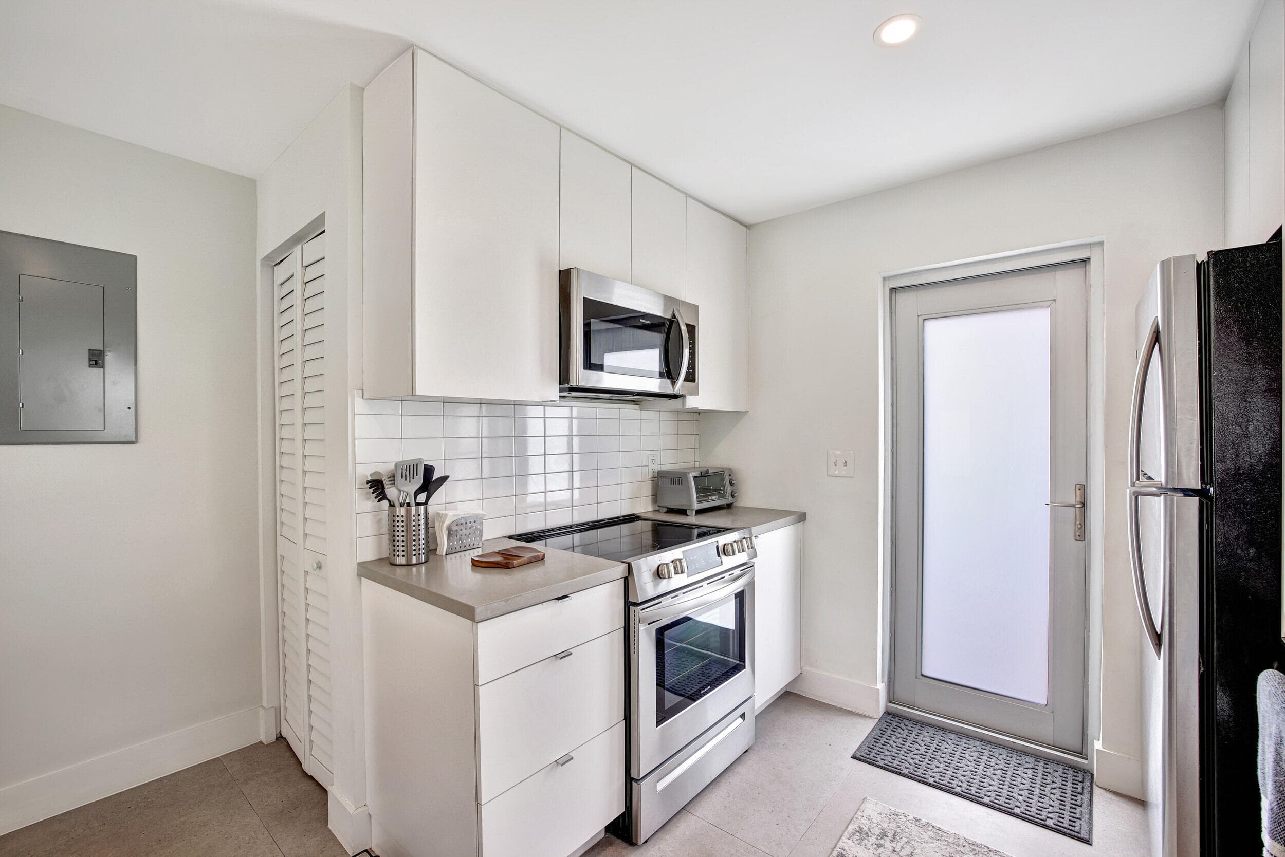 625 NE 13th Avenue, Fort Lauderdale, FL 33304 — photo 84 of 93