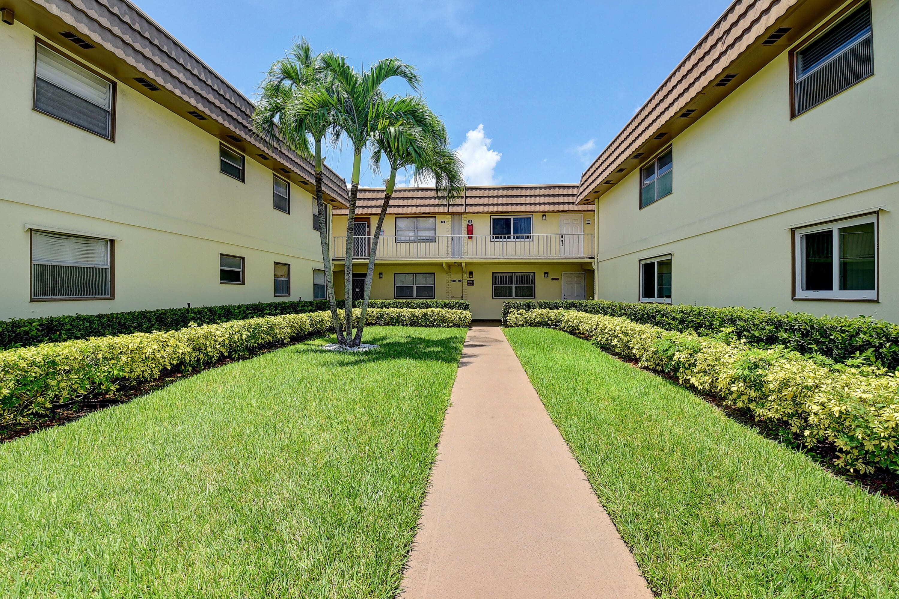 123 Saxony C, Delray Beach, FL 33446 — photo 35 of 51
