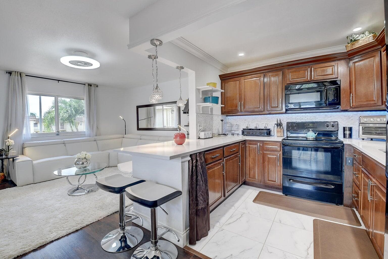 123 Saxony C, Delray Beach, FL 33446 — photo 8 of 51