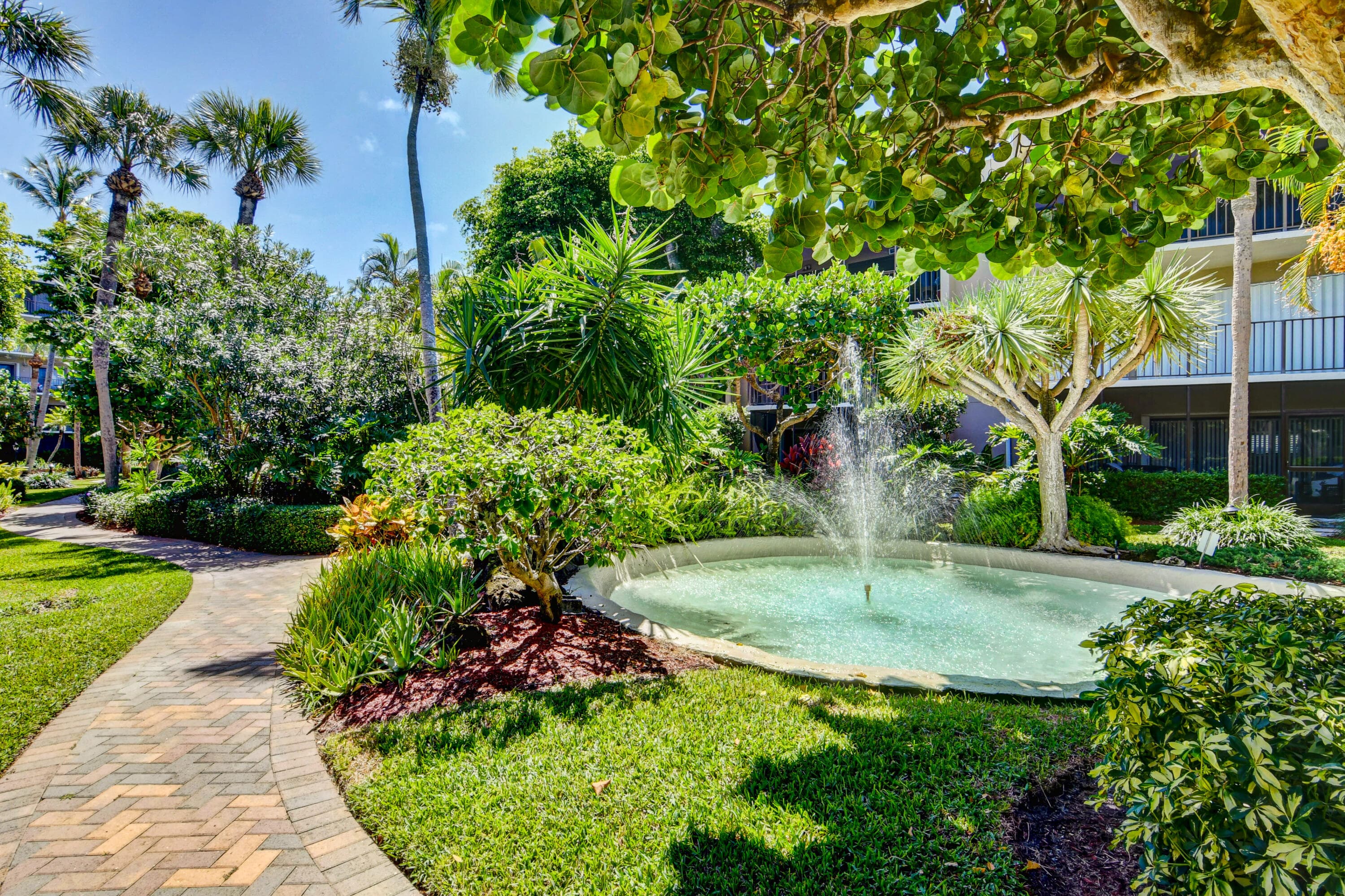 3605 S Ocean Boulevard 318, South Palm Beach, FL 33480 — photo 16 of 19