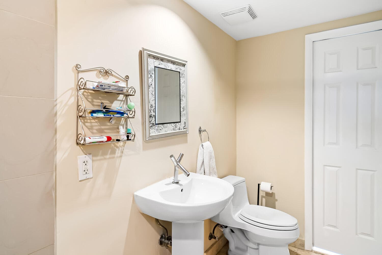 18911 Collins Avenue 506, Sunny Isles Beach, FL 33160 — photo 43 of 89