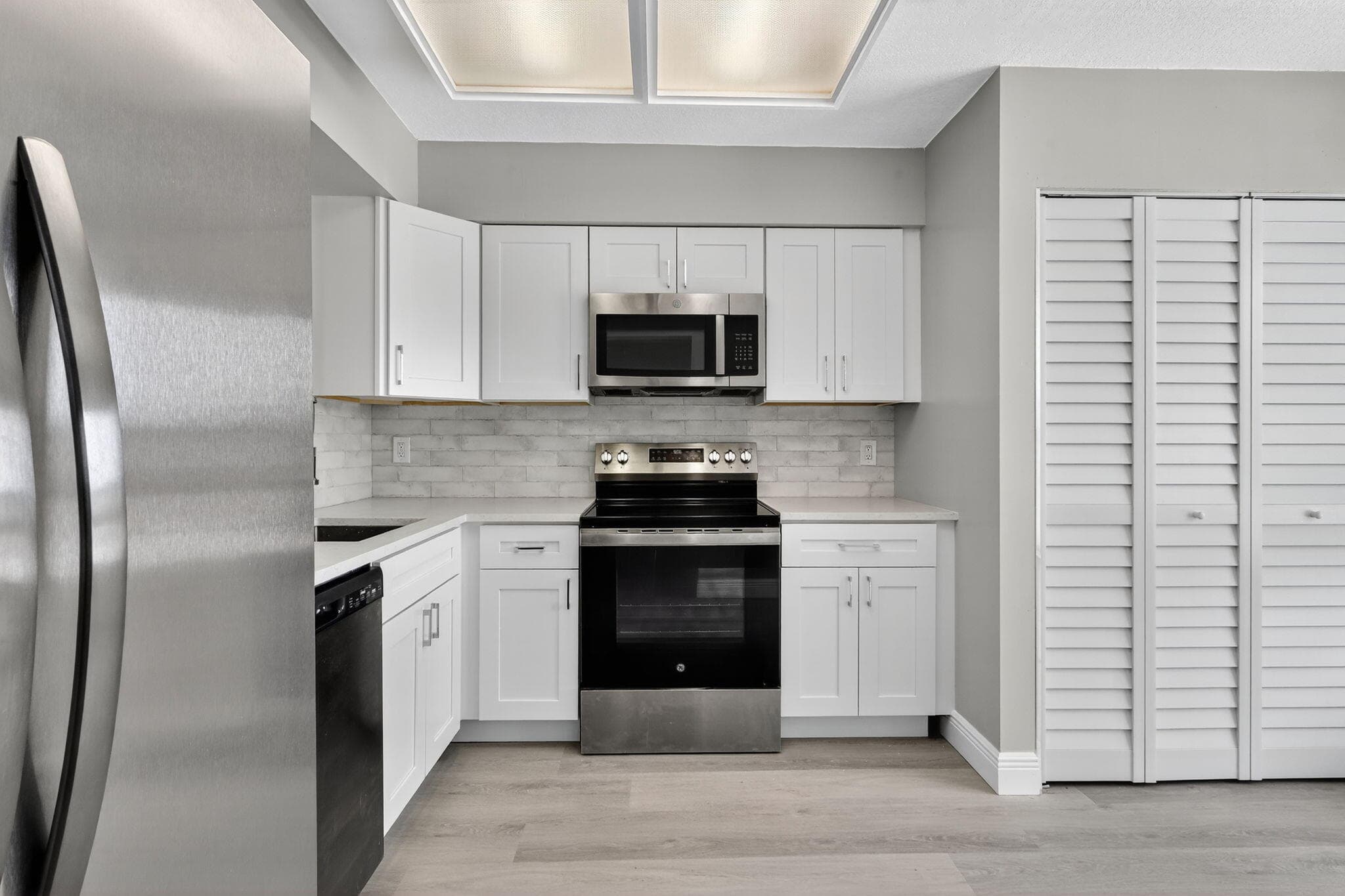 14527 Bonaire Boulevard 309, Delray Beach, FL 33446 — photo 4 of 32