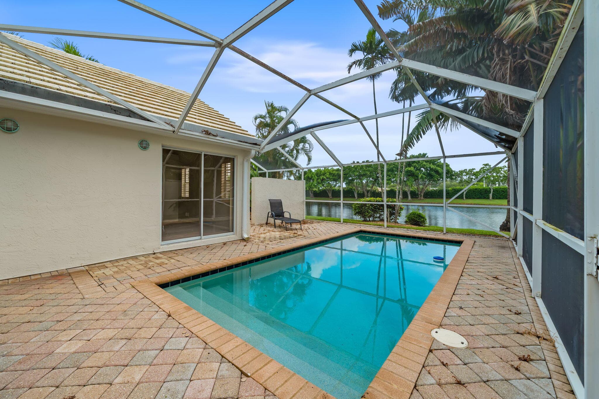 9190 Heathridge Drive, West Palm Beach, FL 33411 — photo 2 of 37