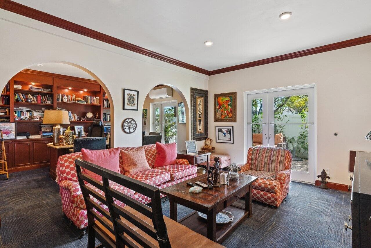 7051 N Seacrest Boulevard, Lantana, FL 33462 — photo 17 of 32